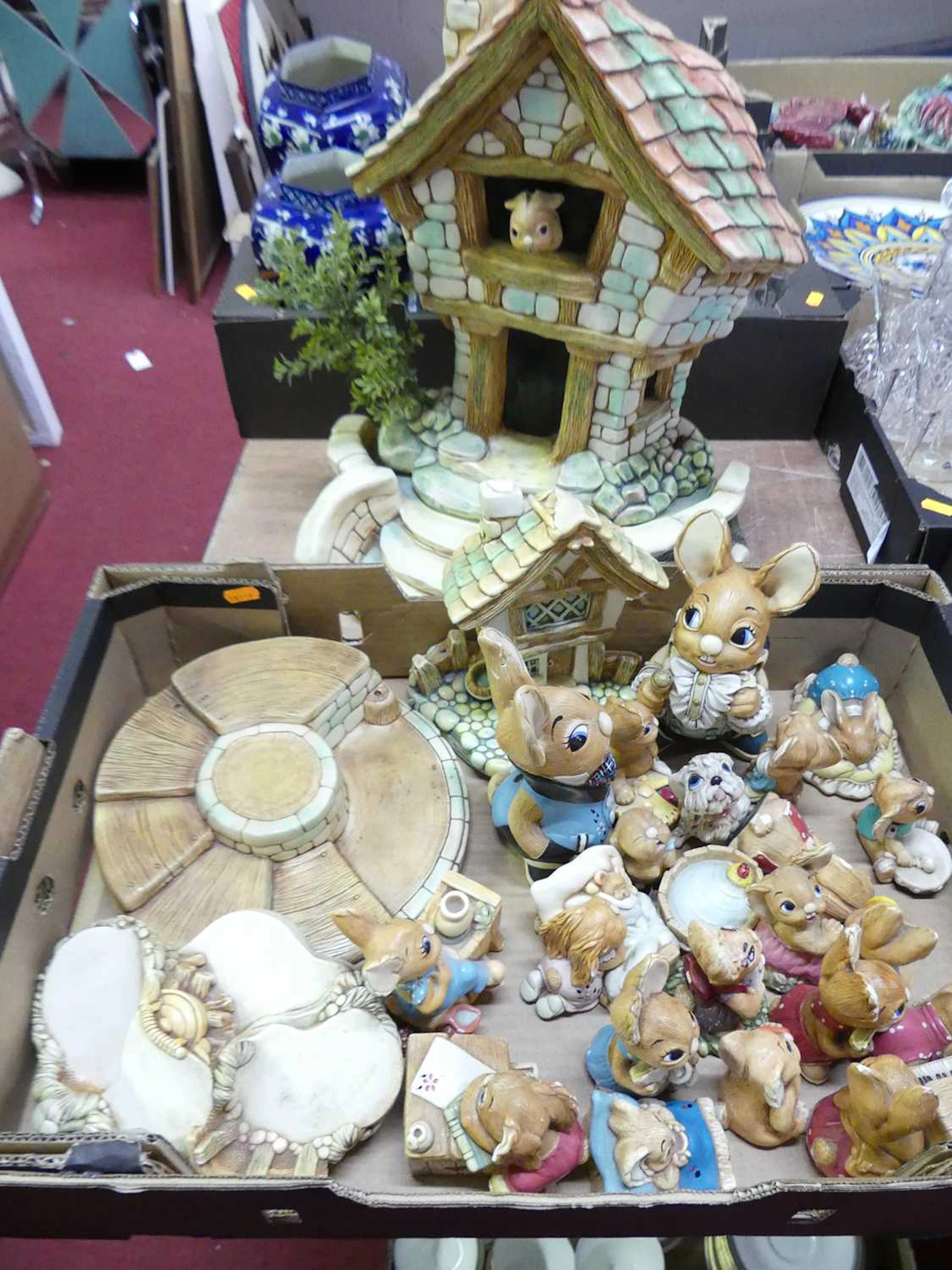 Lot 150 - A collection of Pendelfin figures and