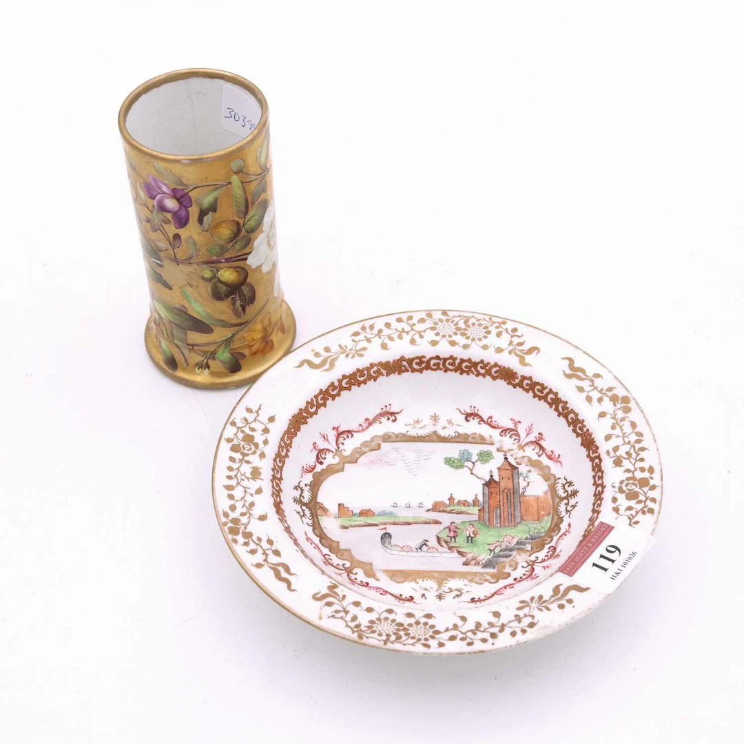 Lot 119 - A Spode porcelain 711 pattern cylindrical