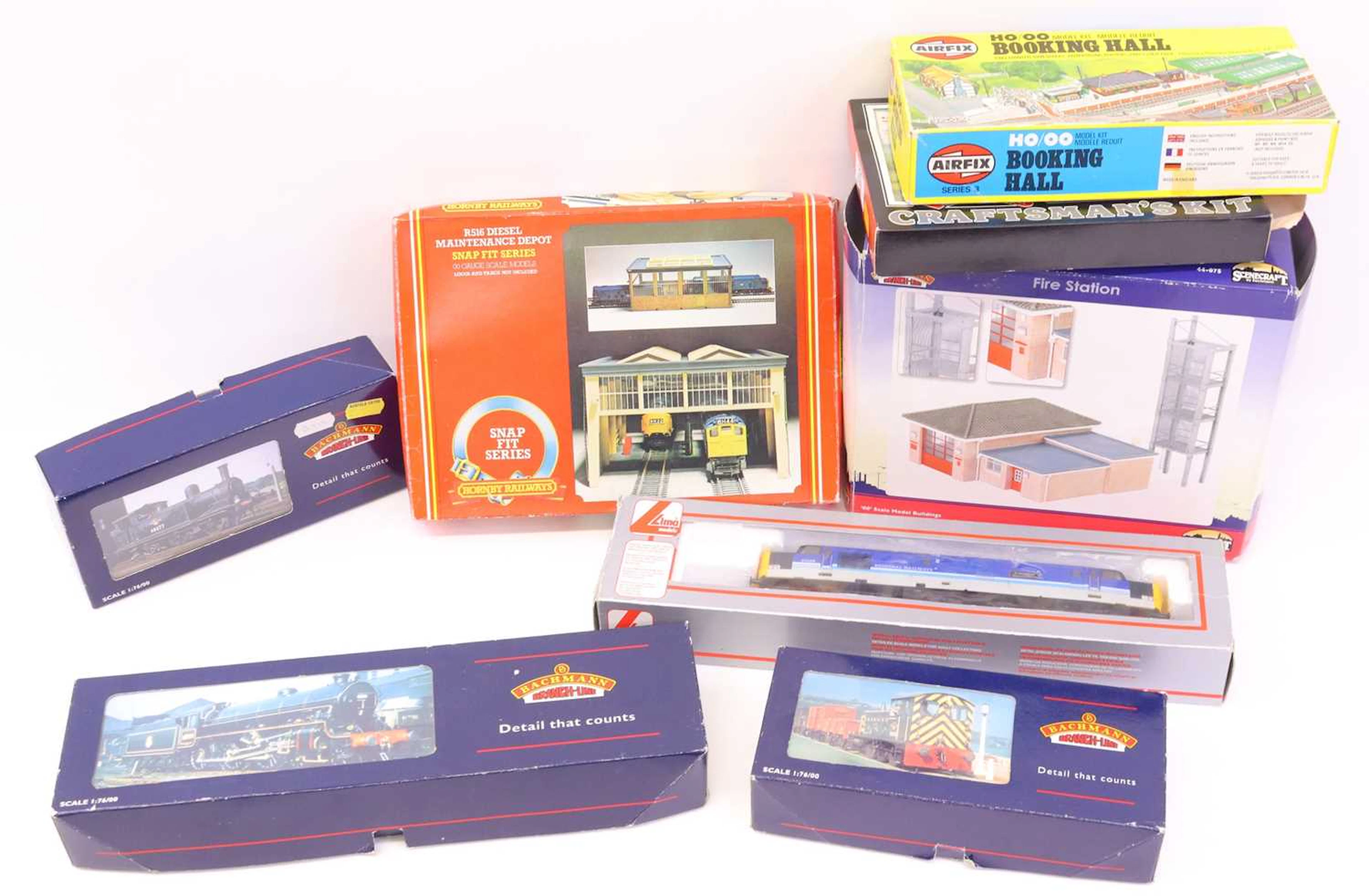 Lot 565 - Four 00 gauge locos to include a Bachmann B1