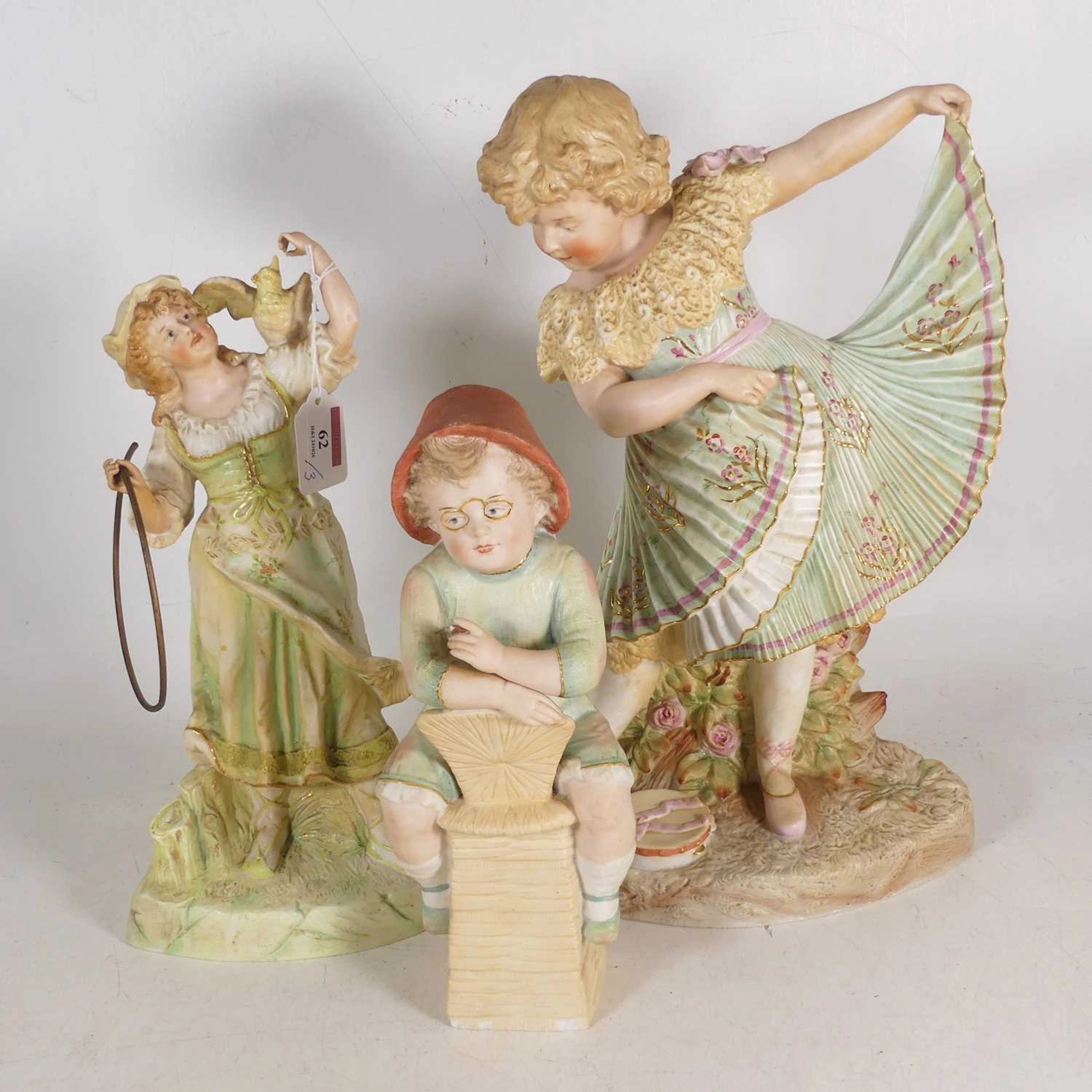 Lot 62 - A German bisque porcelain figure of a girl
