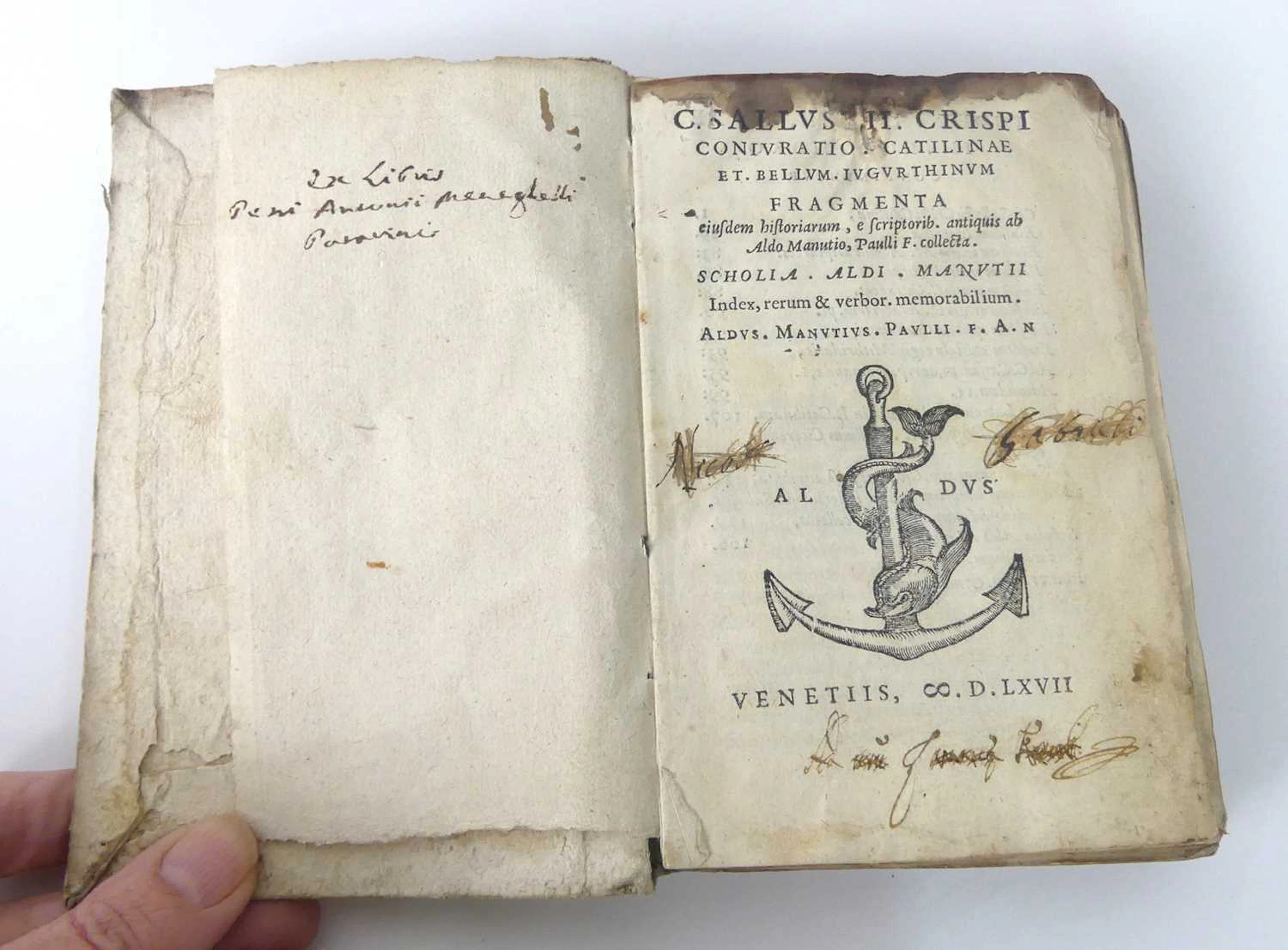 Lot 106 - An Aldine Press volume - C. Sallustii Crispi