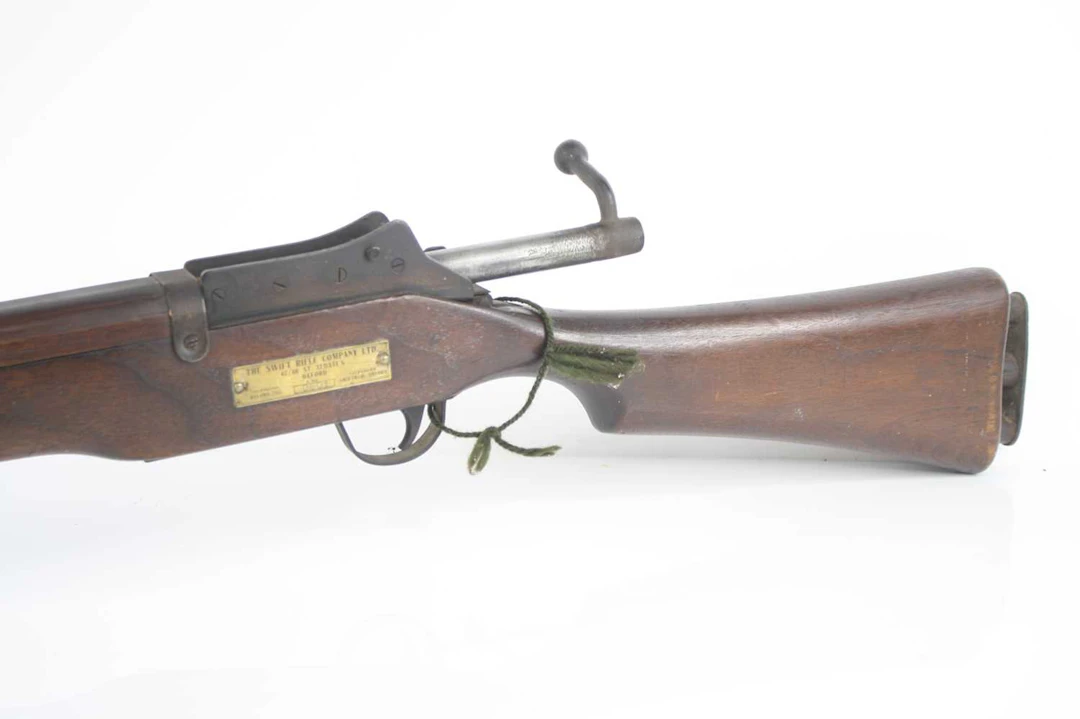 Lot 1113 - A WW II Swift Rifle Company B Series