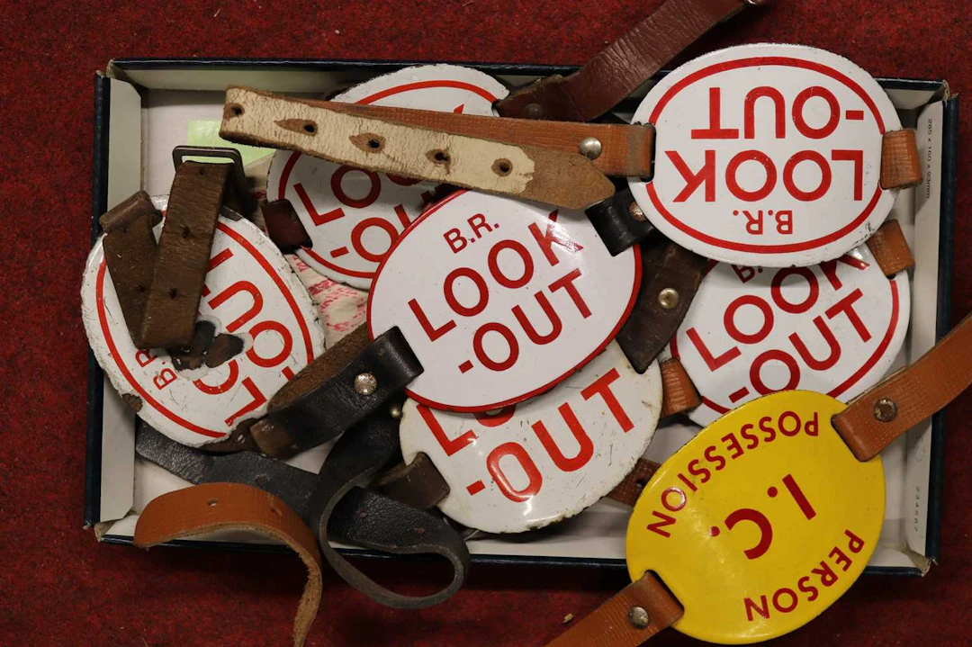 Lot 373 - A collection of British Rail 'look-out'