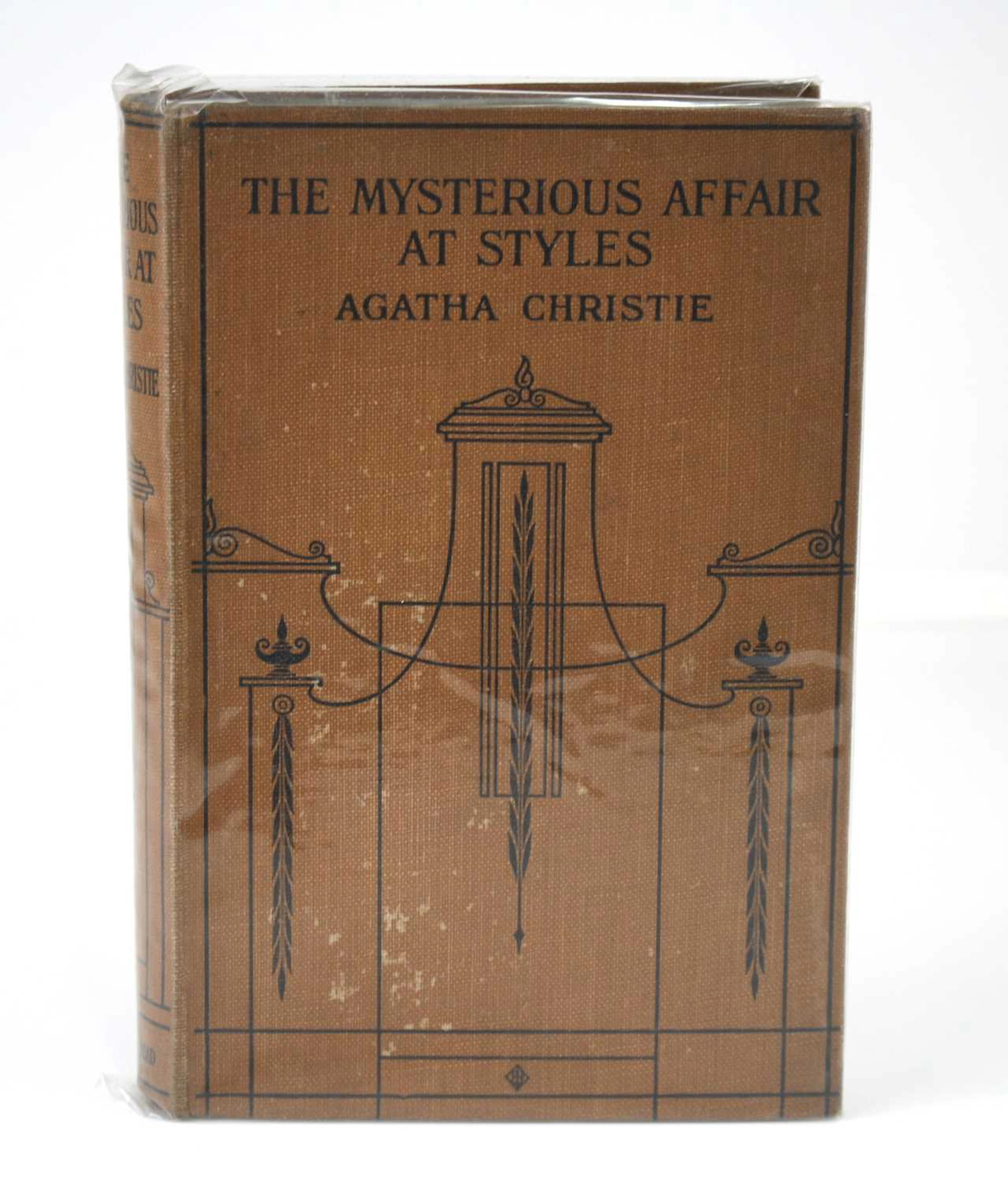 MODERN LITERATURE: Christie, Agatha: The Mysterious