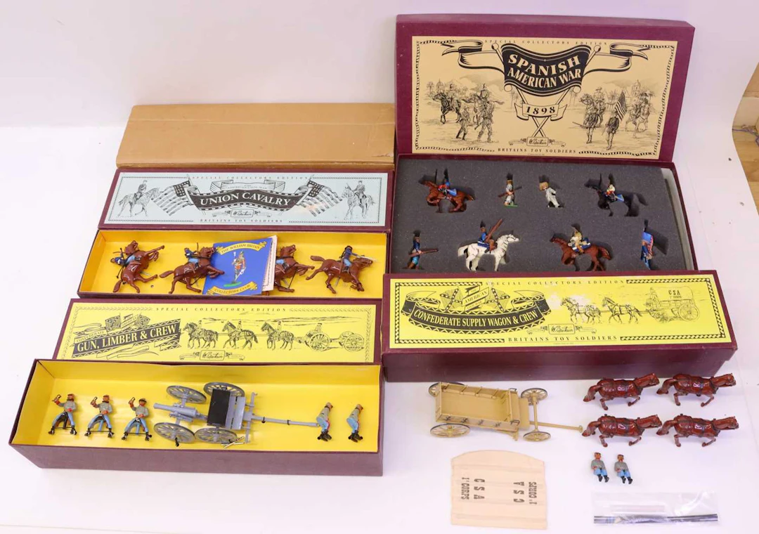 Lot 397 - Britains Group of 4 sets comprising a