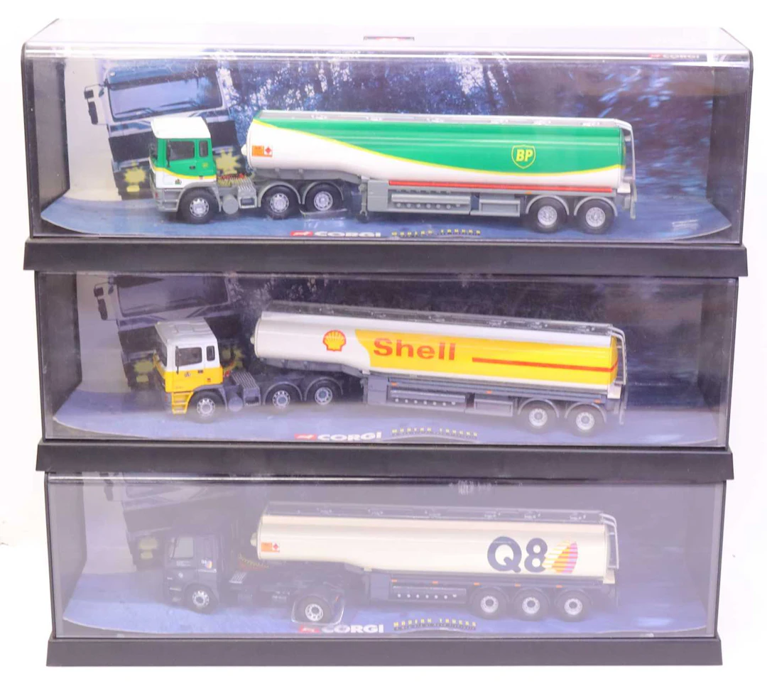 Lot 205 - Three various plastic-cased Corgi 1:50 scale