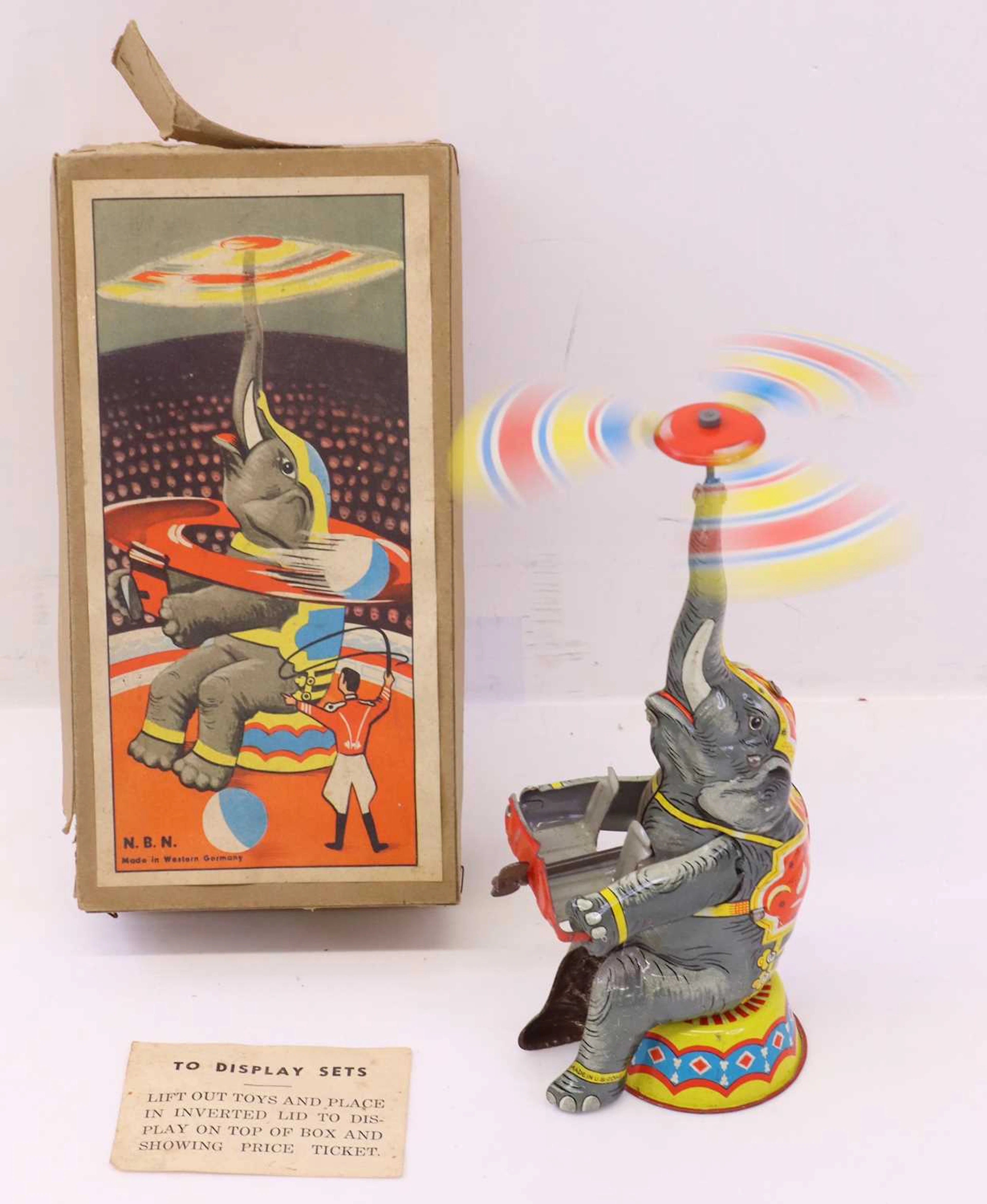 Lot 73 - NBN NHN Hausmann tinplate clockwork circus