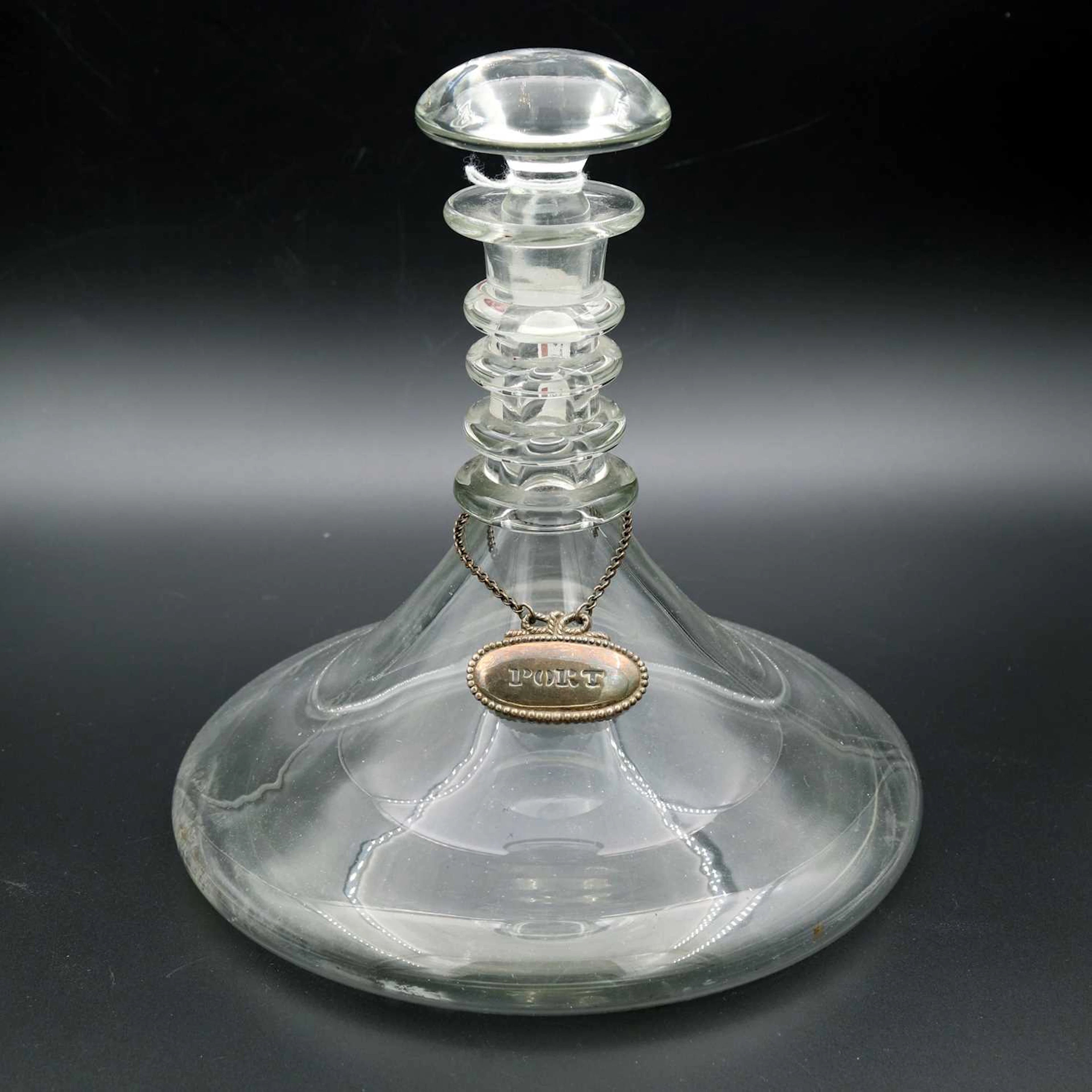 Lot 36 - A 19th century clear glass ships decanter