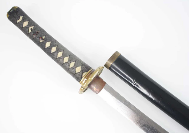 Lot 1175 - A Japanese Gendaito Katana, having a 62cm
