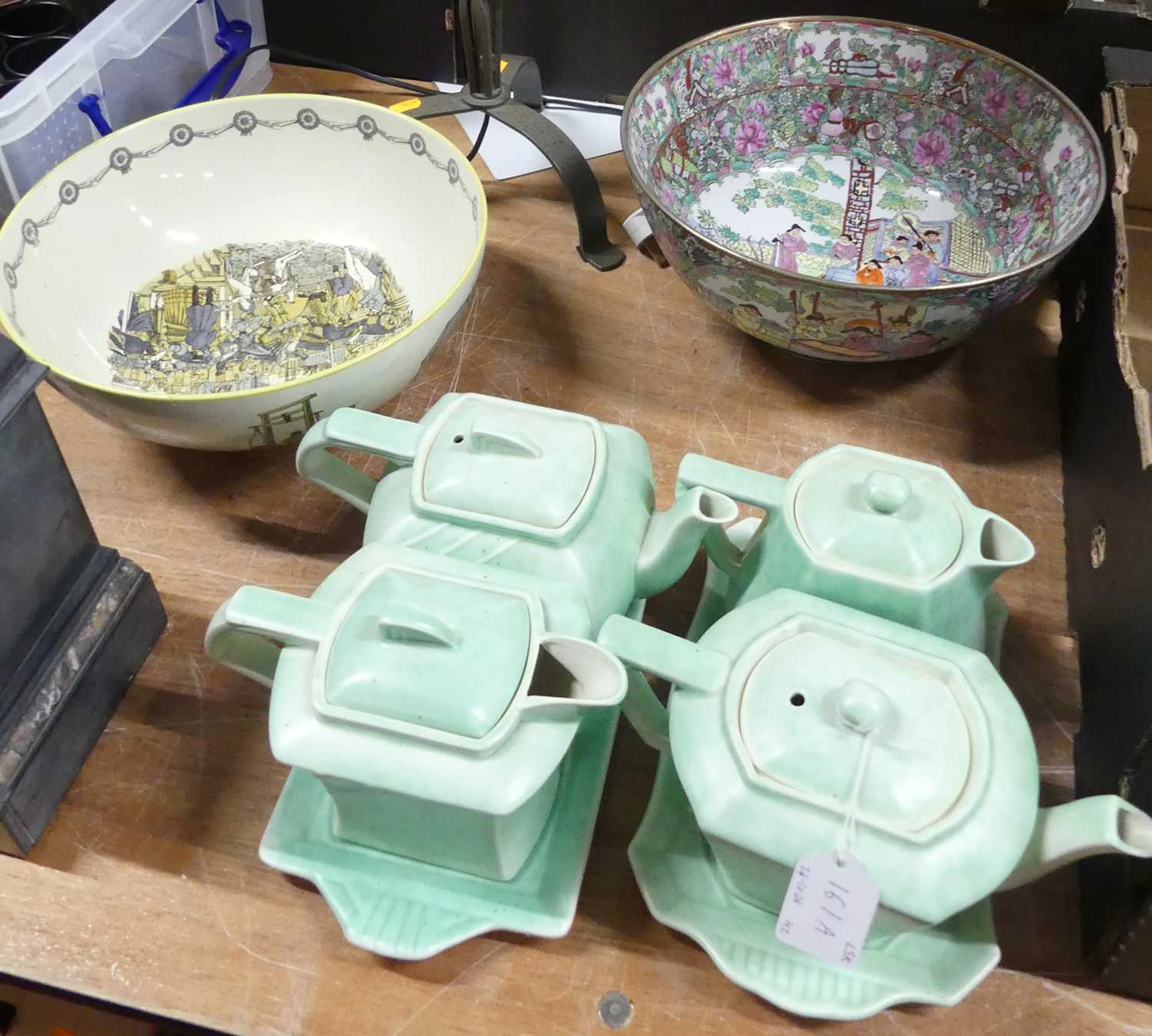 Lot 161 - An Art Deco mottled green glazed moulded