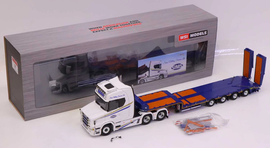 Lot 35 - WSI Models Exclusive to Replica Models 1/50th