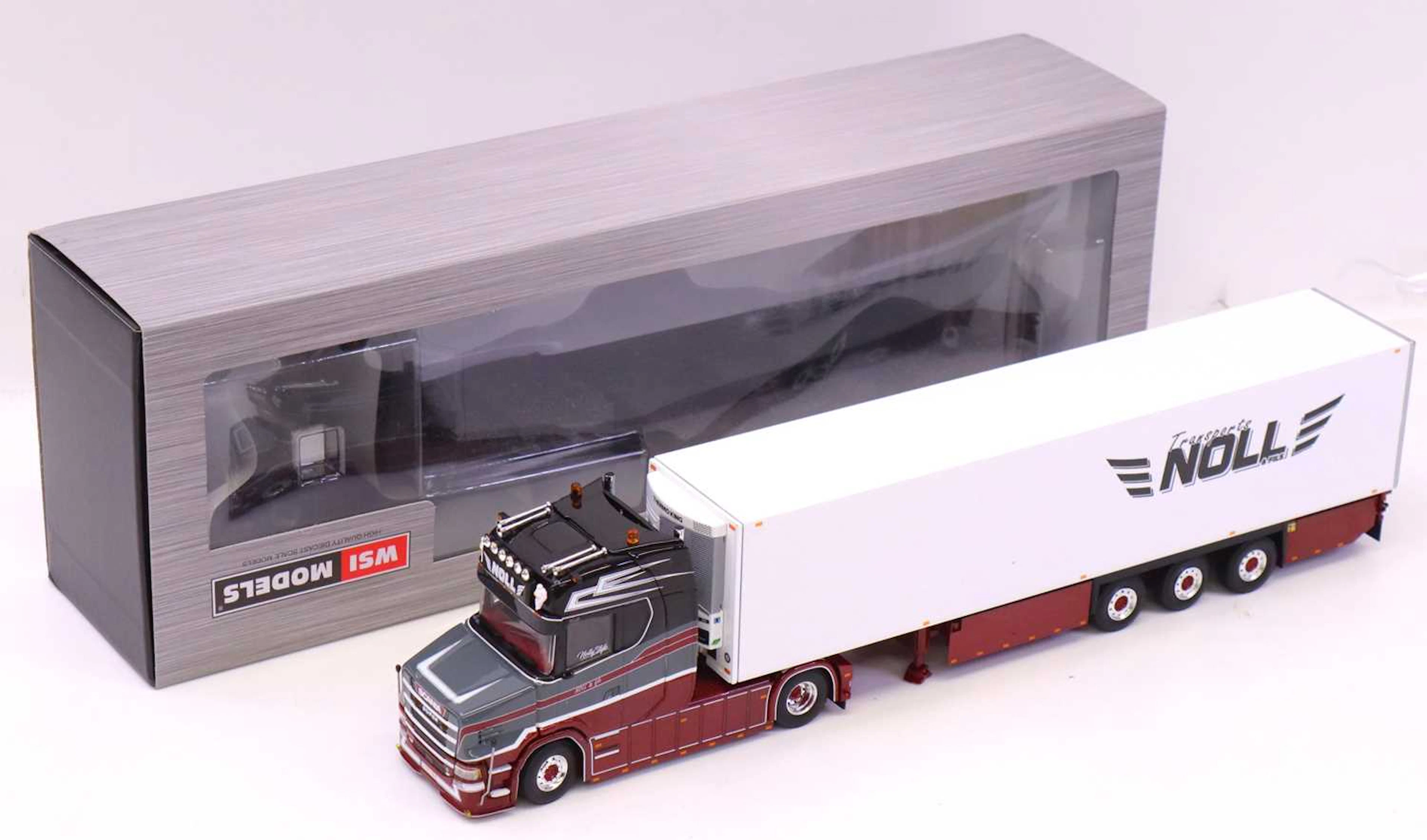 Lot 6 - WSI Models Trucks 1/50th scale No.01-4805