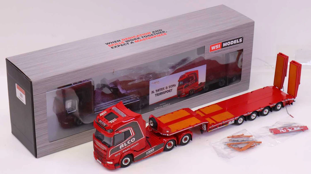 Lot 10 - WSI Models 1/50th scale No.02-3770 Neil Yates