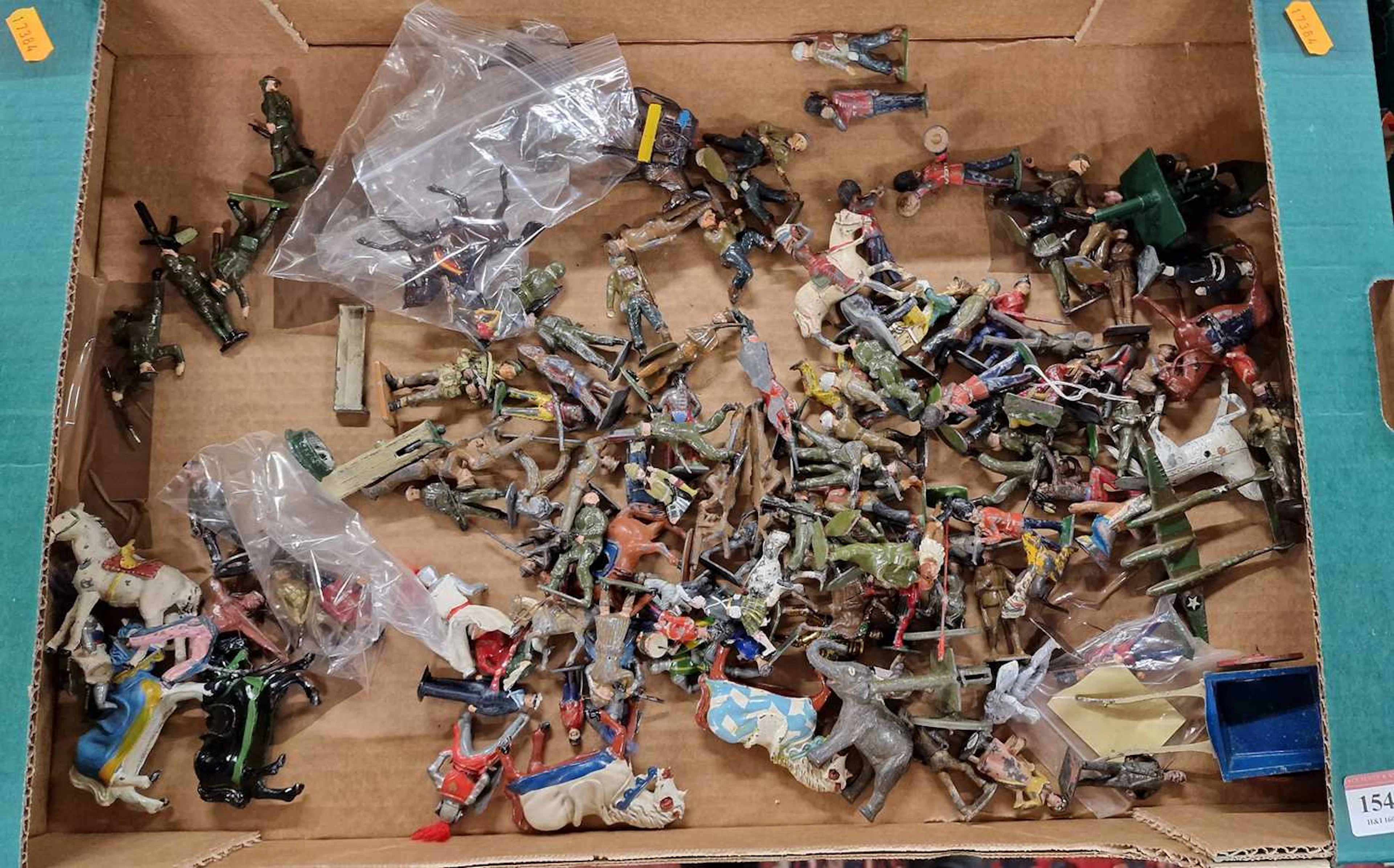 Lot 1544 - A collection of lead painted military