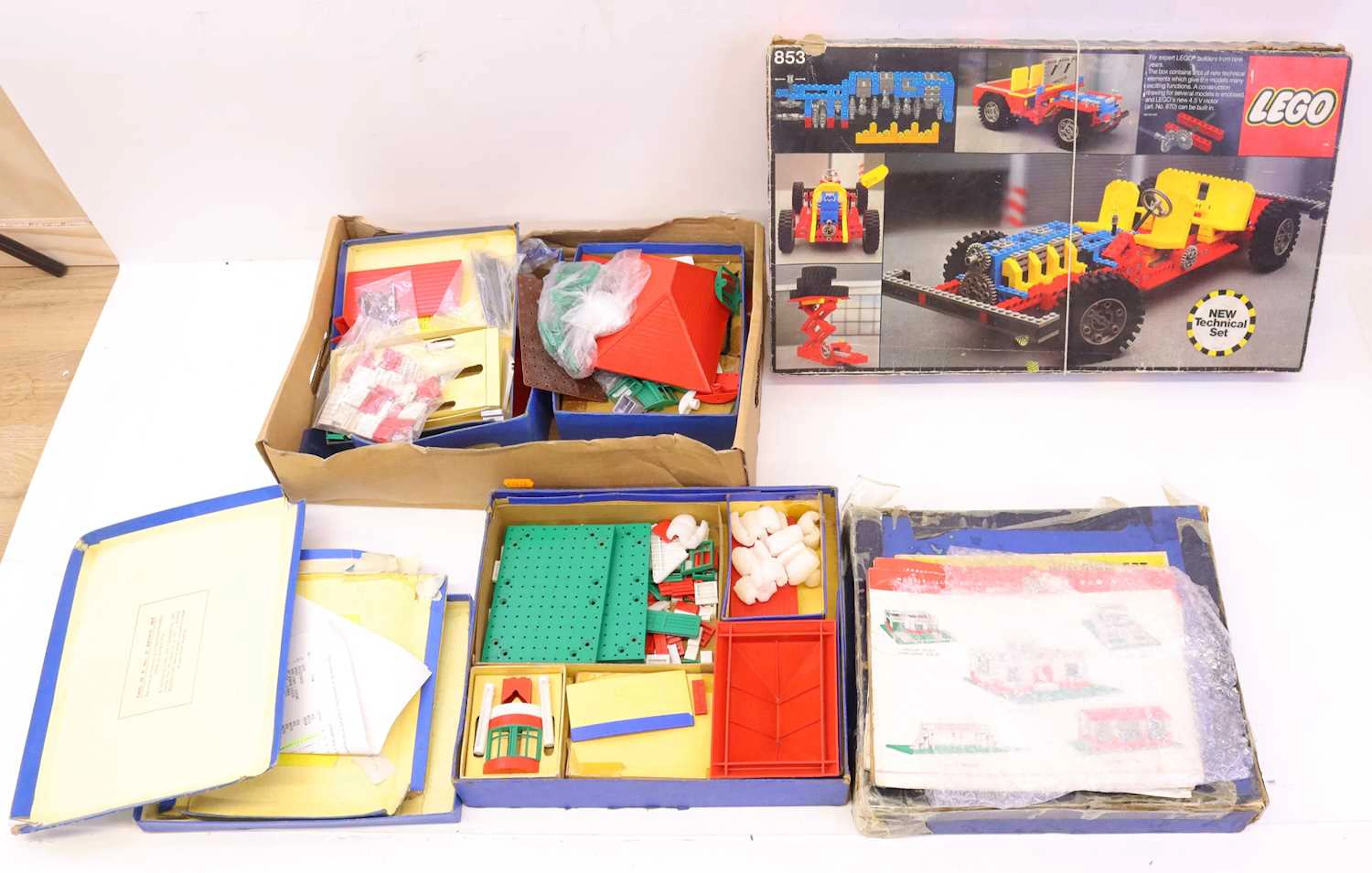 Lot 50 - Collection of various Brick Building Sets, to