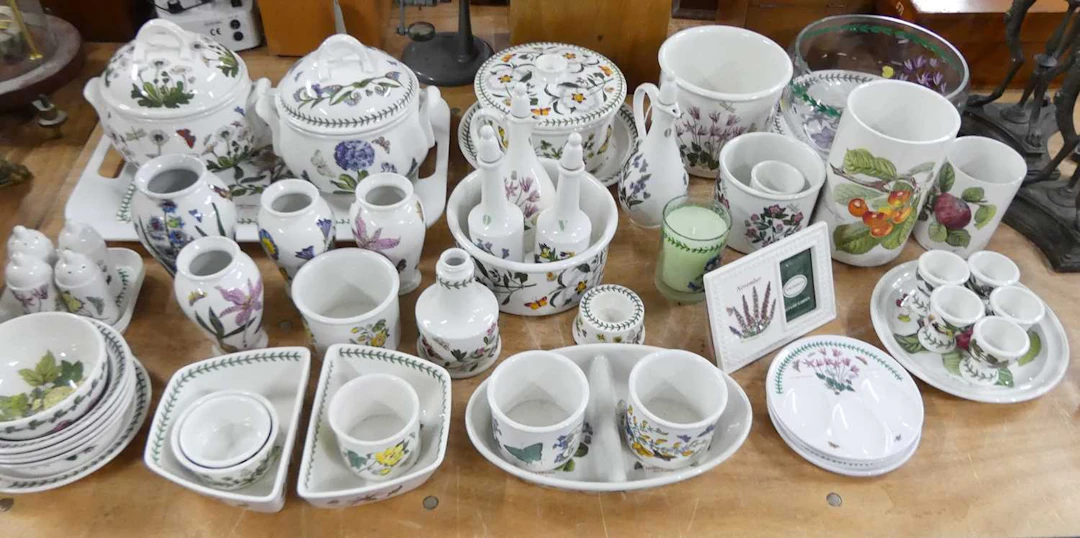 Lot 36 - A collection of Portmeirion Botanic Garden