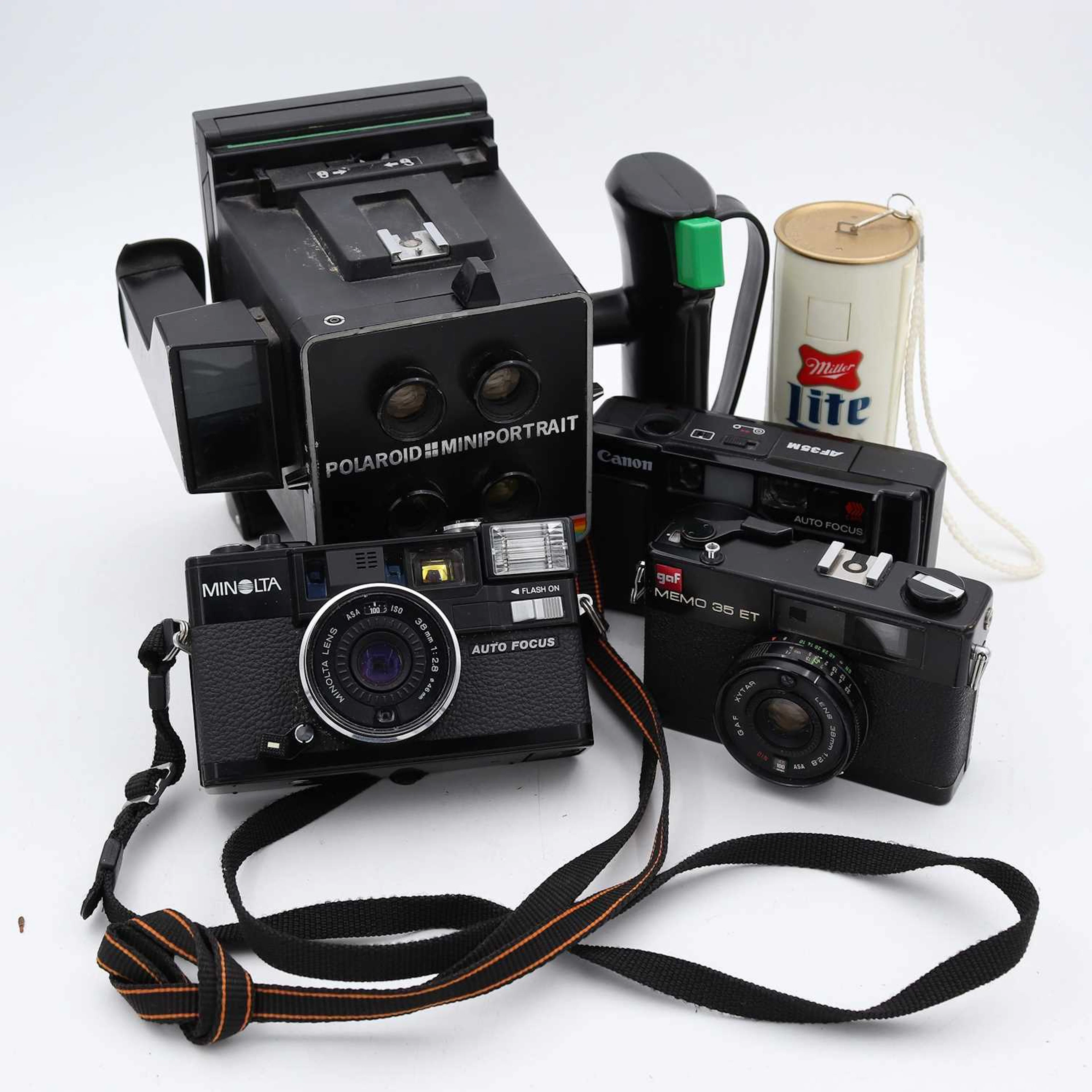 Lot 130 - A Polaroid Mini Portrait Instant camera
