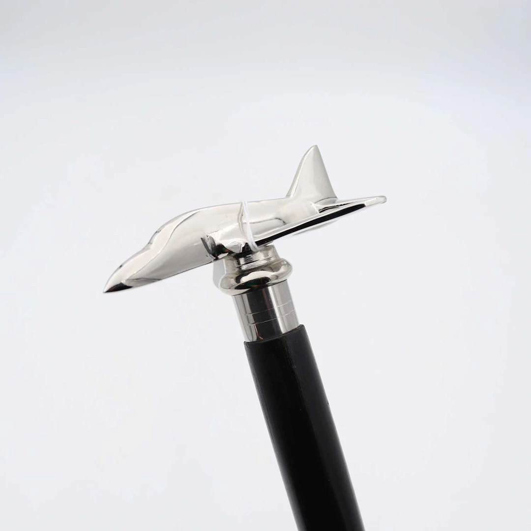 Lot 257 - A contemporary walking stick, having a