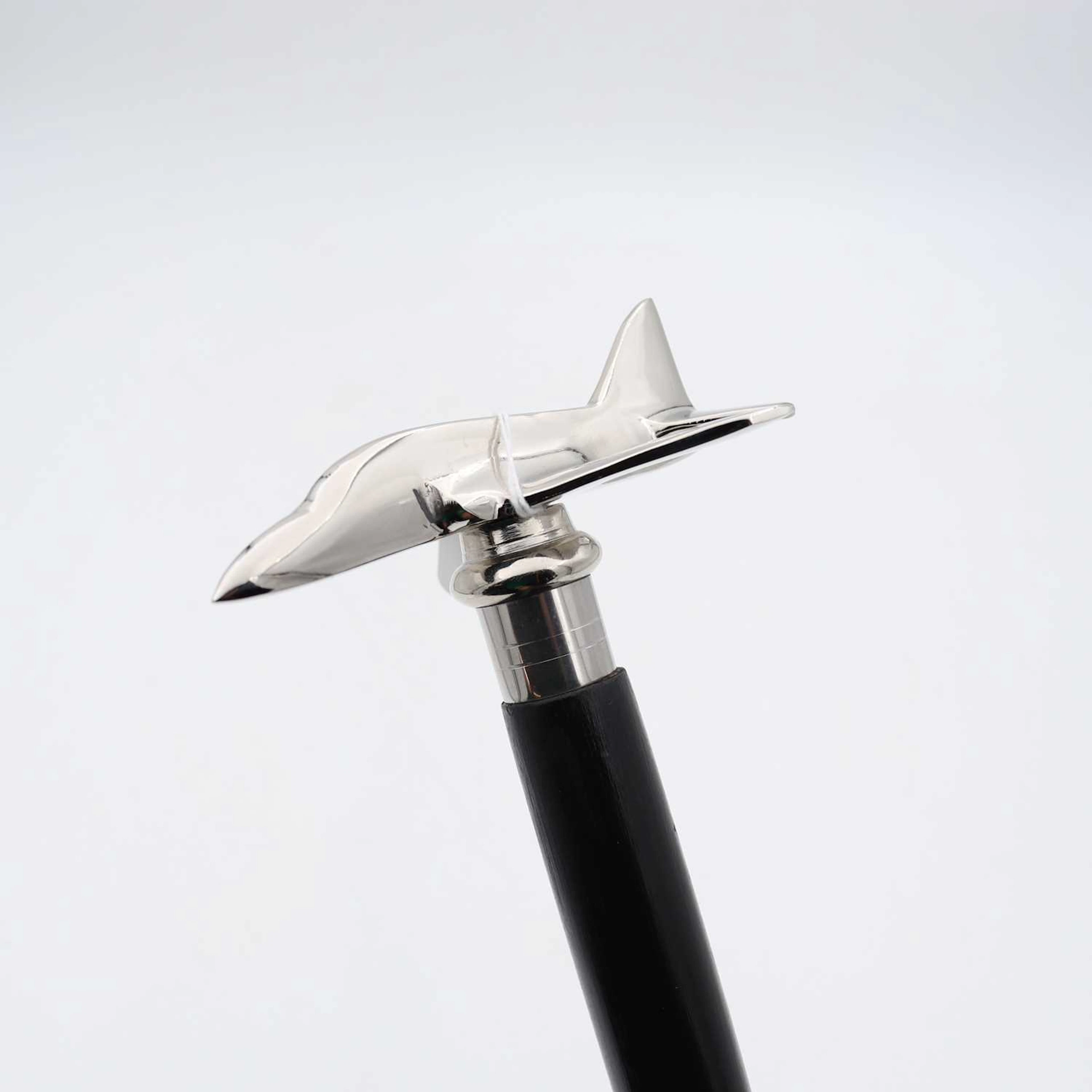 Lot 257 - A contemporary walking stick, having a