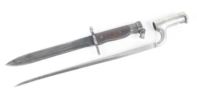 Lot 1054 - A British 1839/40? pattern socket bayonet