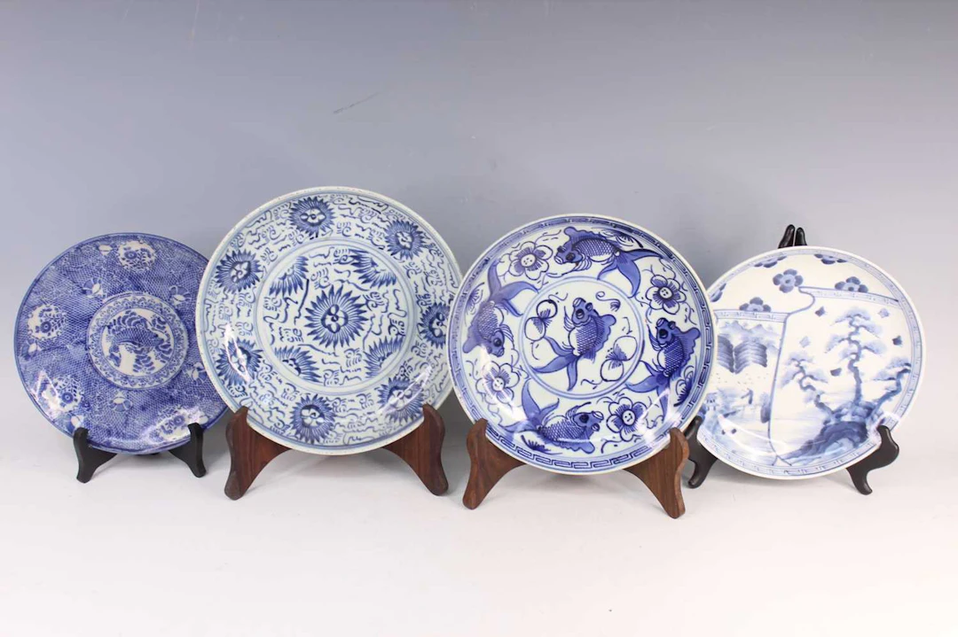 Lot 190 - Four Japanese Blue and White Arita Porcelain