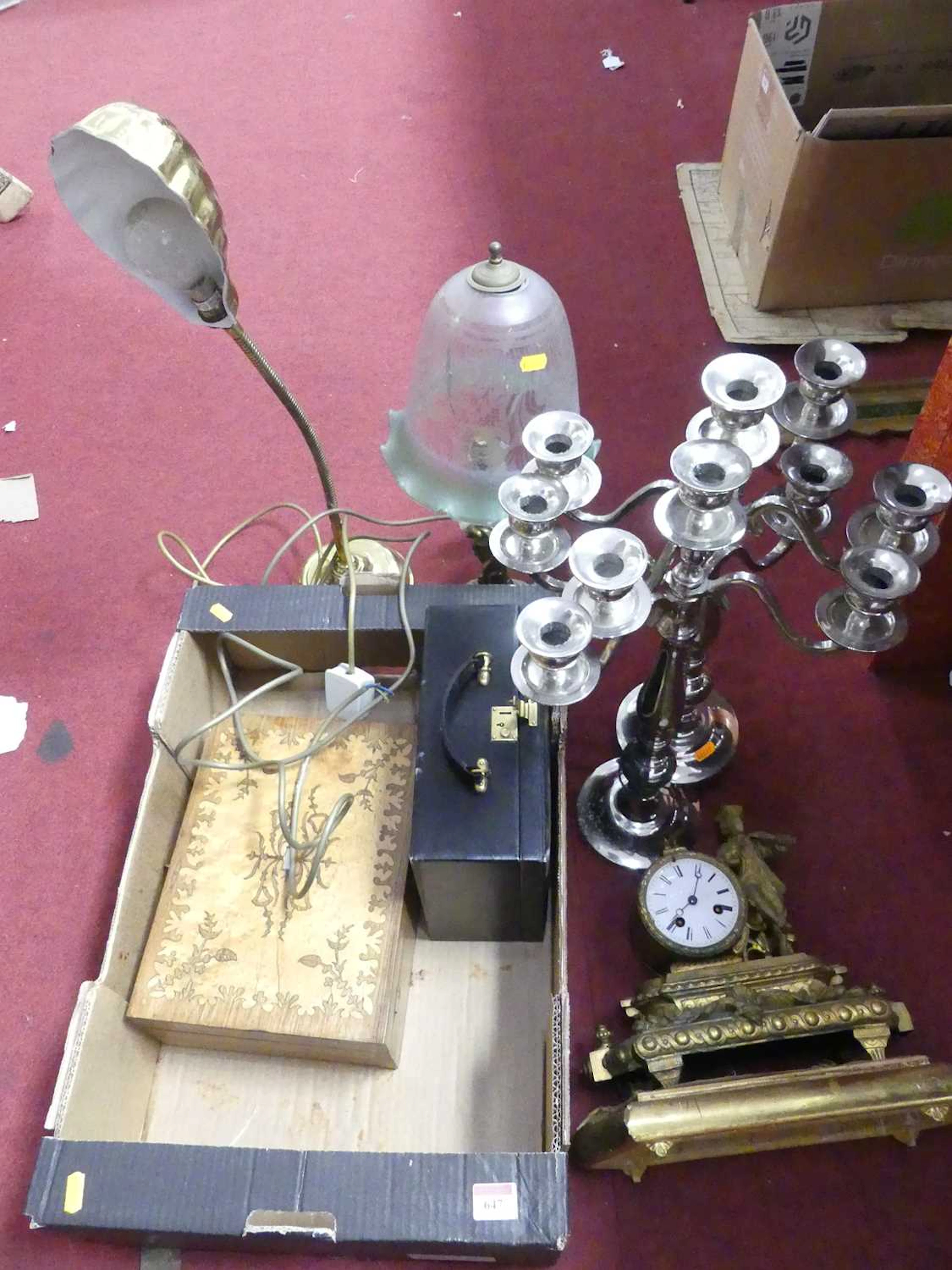 Lot 647 - A collection of items to include a pair of