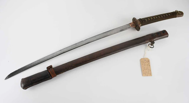 Lot 1108 - A Japanese Shinshinto katana, the 63cm
