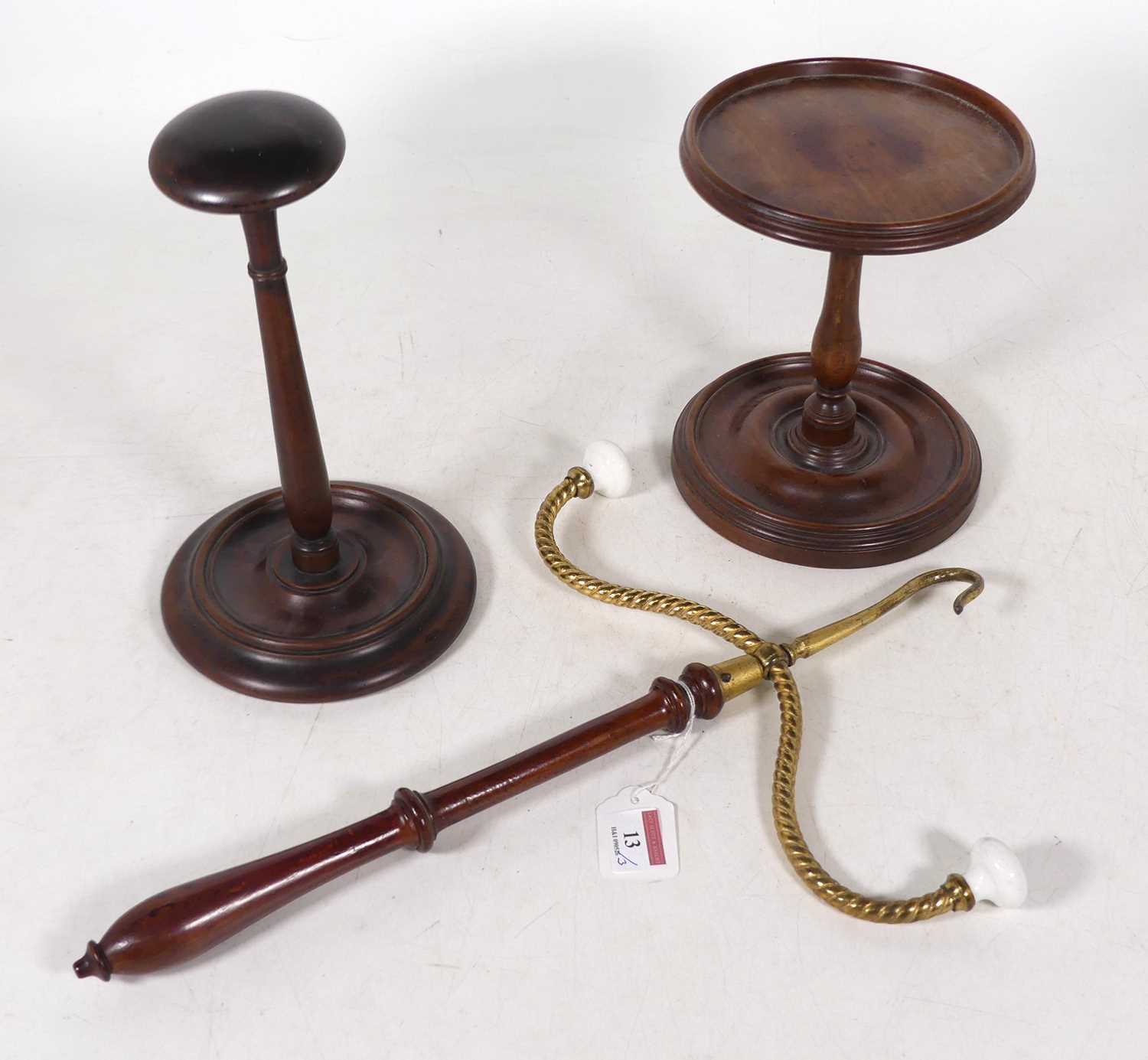 Lot 13 - An early 20th century barrister's wig stand