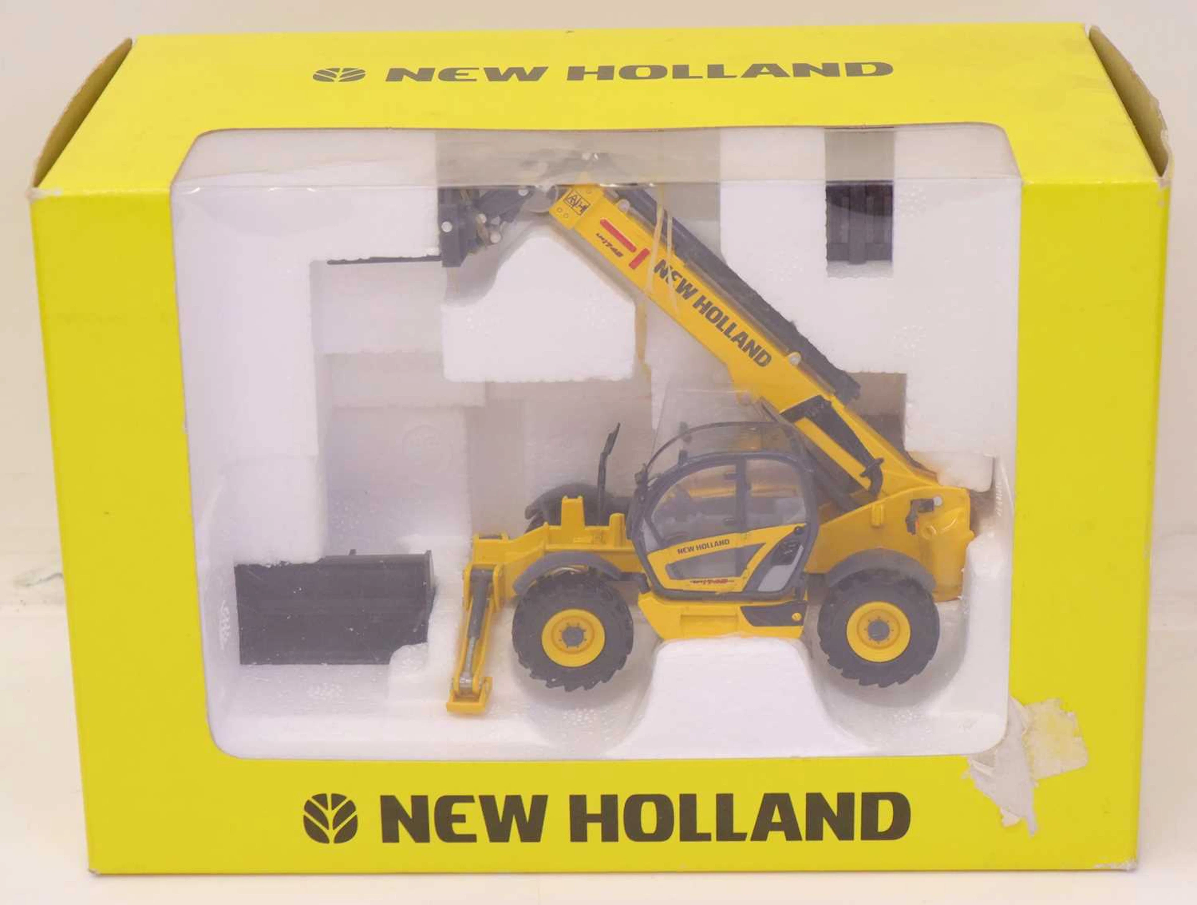 Lot 152 - A Ros toys of Italy boxed 1:50 scale model