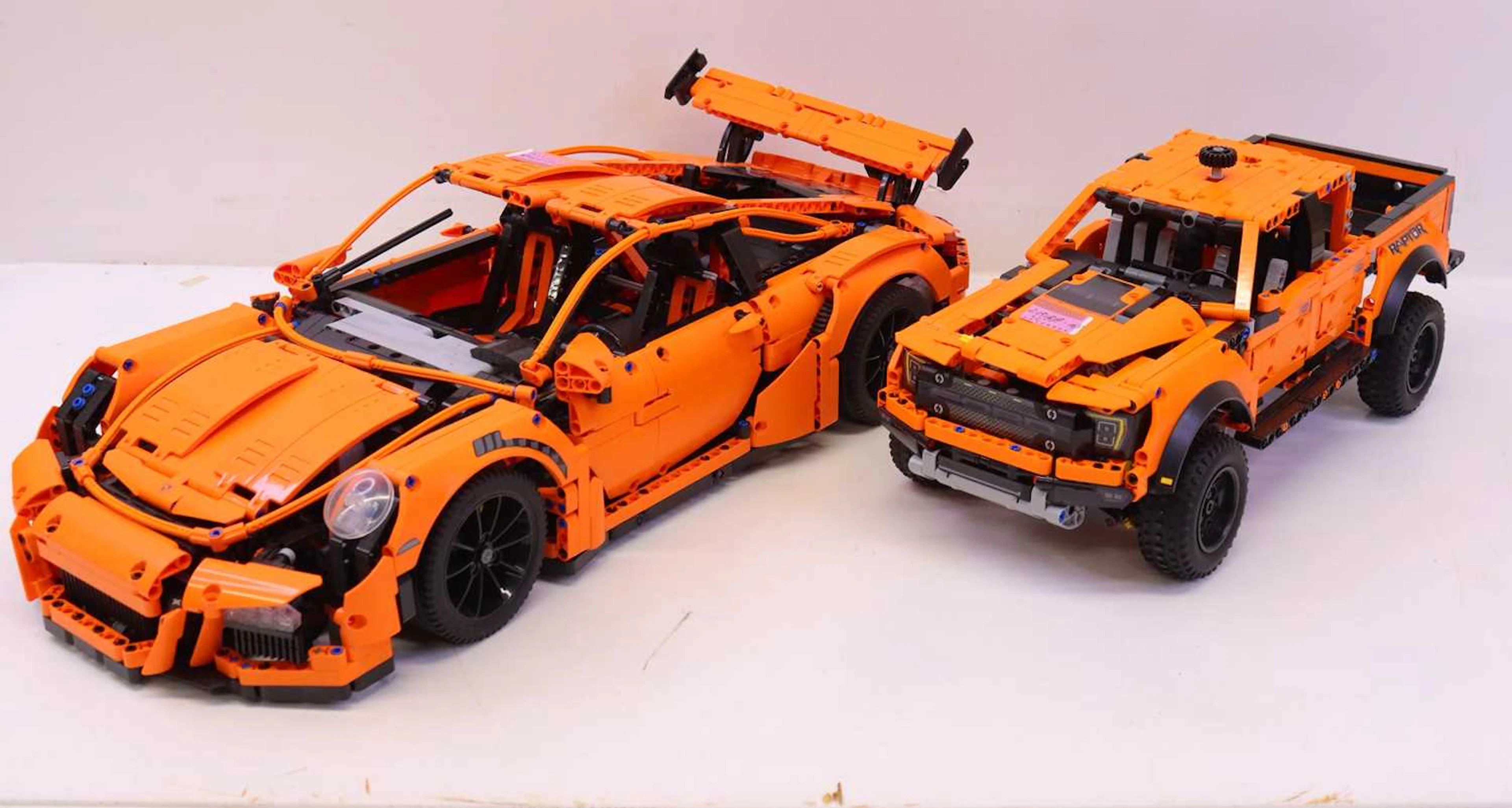 Lot 59 - Two built Lego Models to include a Lego