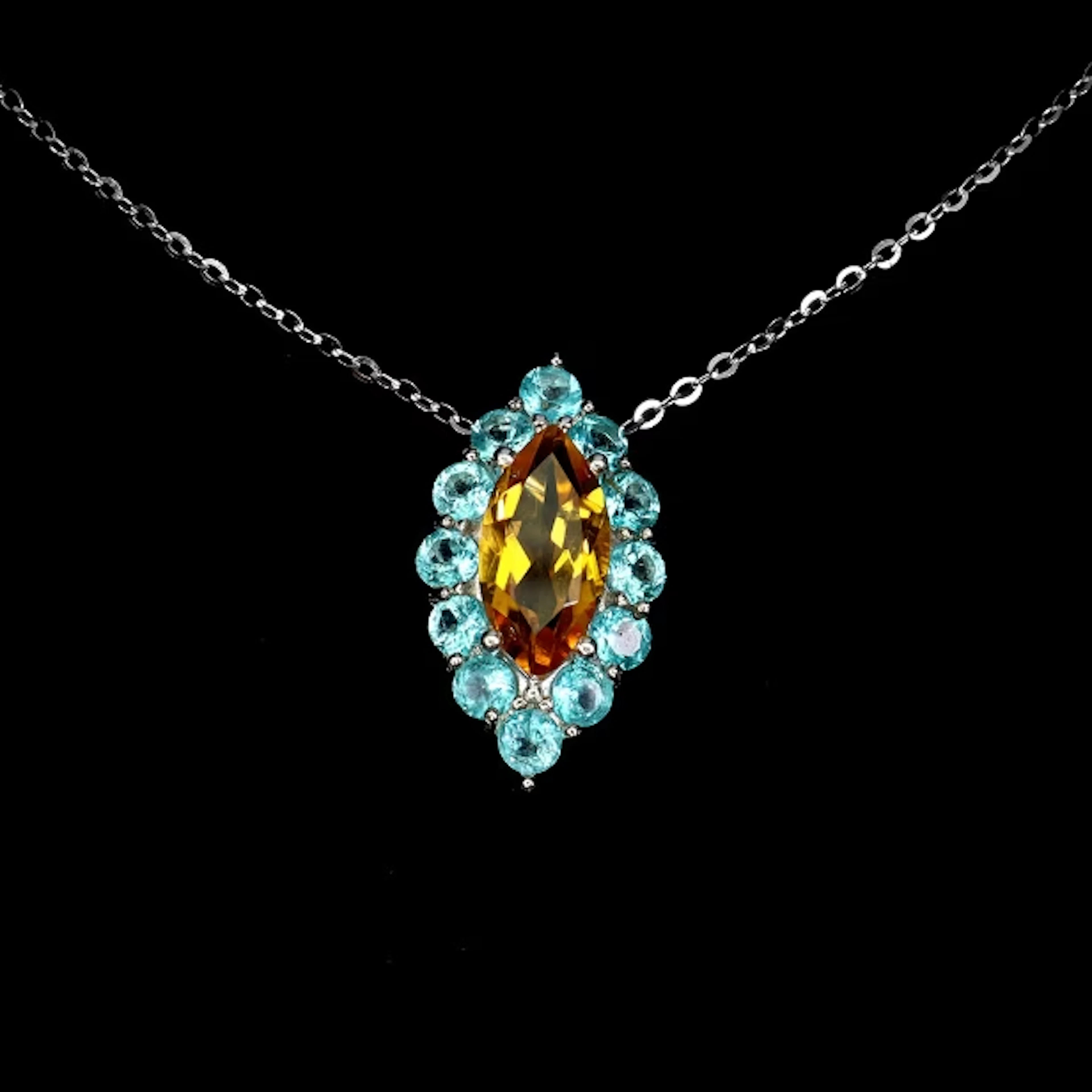 Pendant in rhodium-plated Sterling Silver