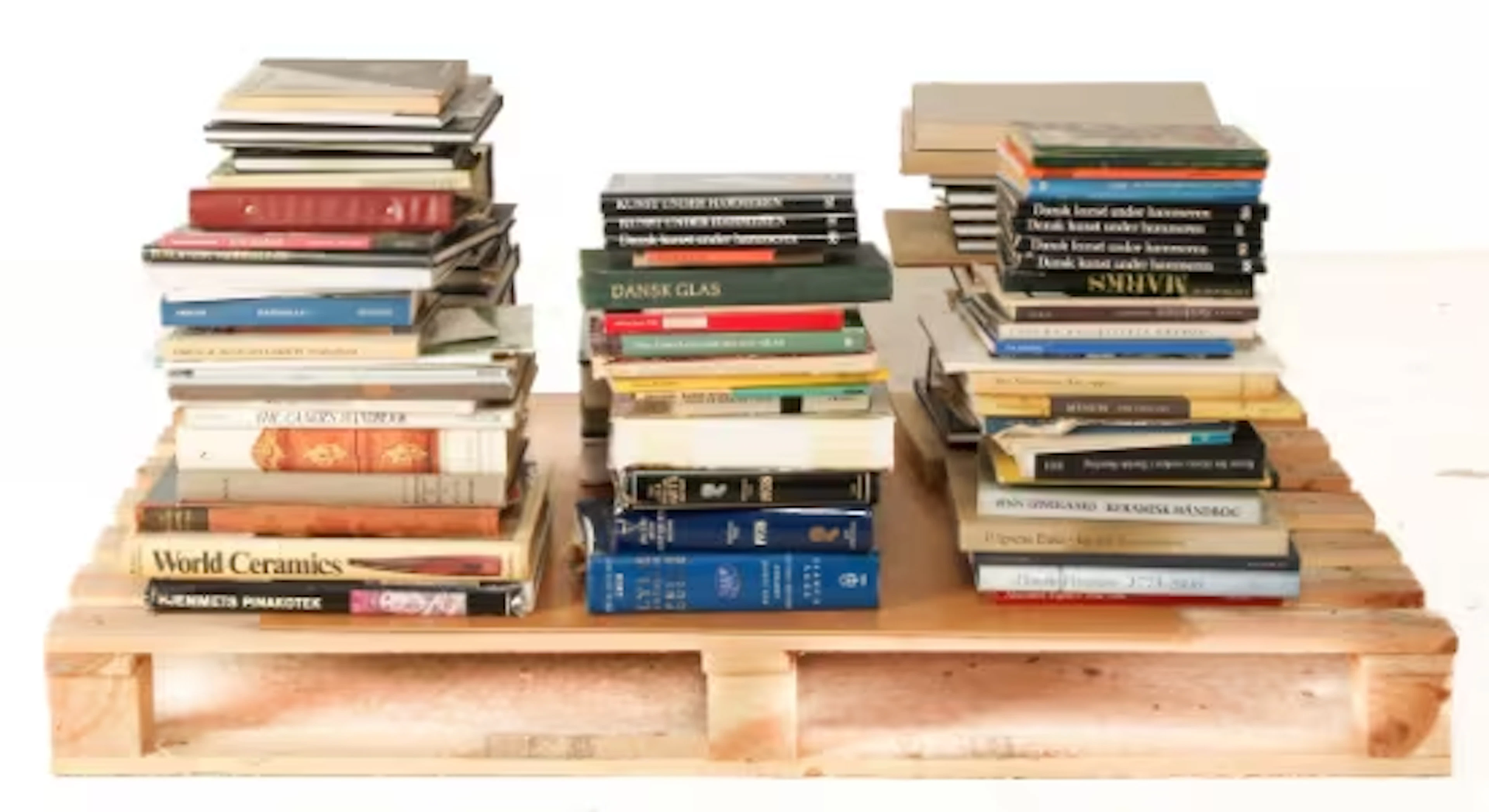 Collection of various books (approx. 110)