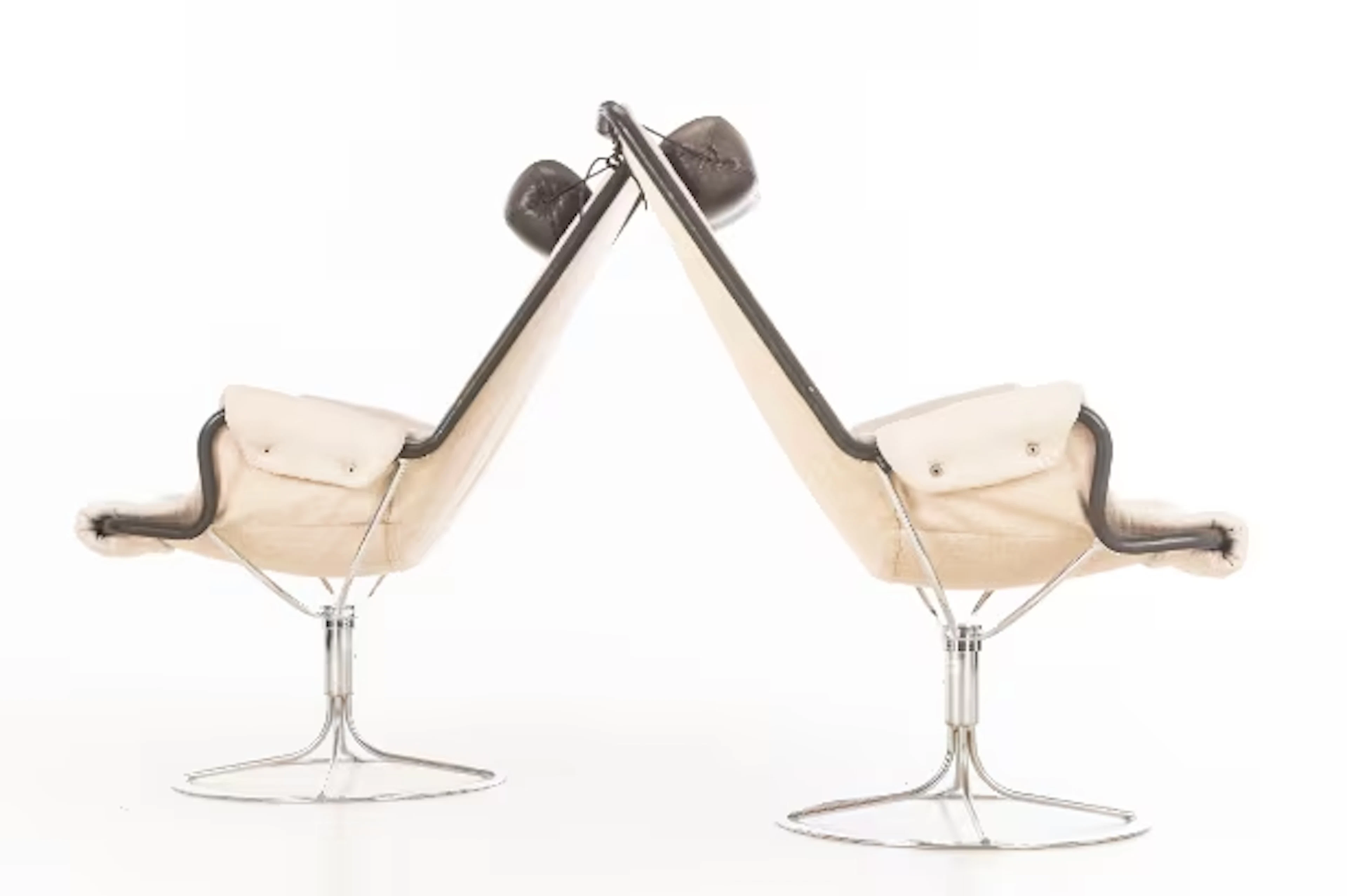 Bruno Mathsson for Dux. Pair of 'Jetson' lounge chairs (2)