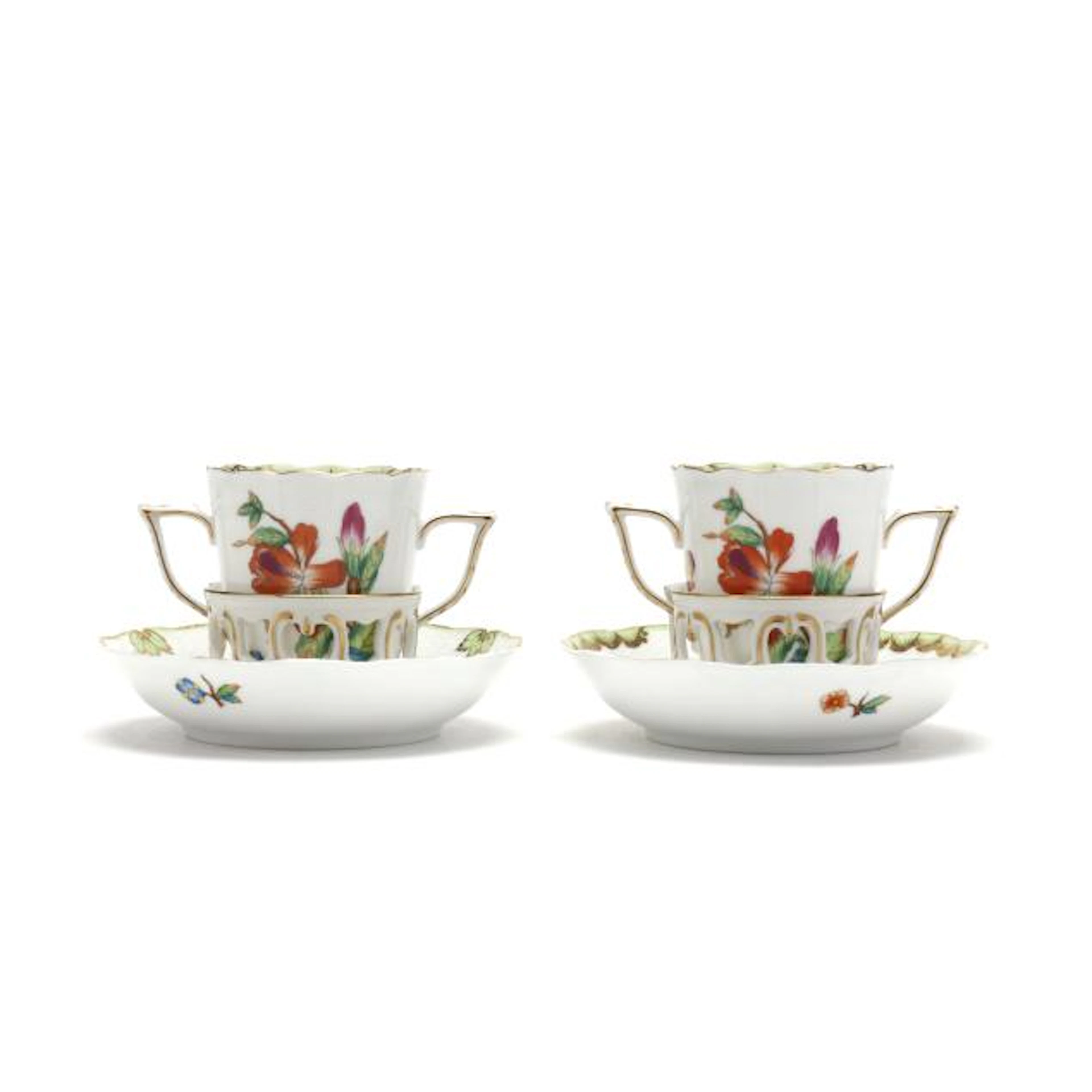 A Pair of Herend Queen Victoria Double-Handled Trembleuse Cups