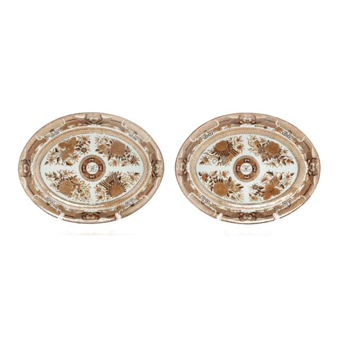 A Pair of Chinese Export Porcelain Fitzhugh Oval Platters