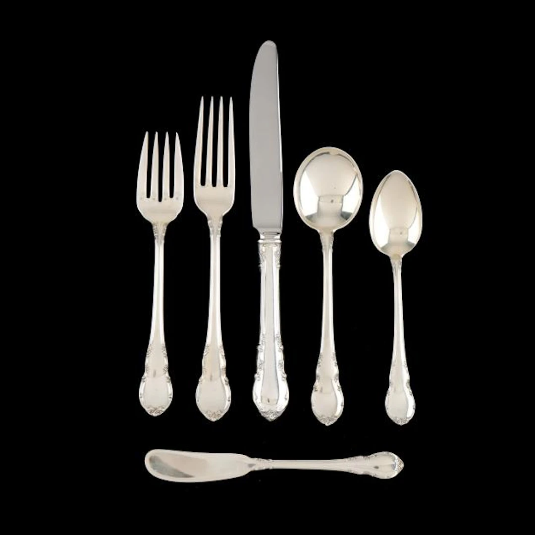 Lunt Modern Victorian Sterling Silver Flatware Service for Eight