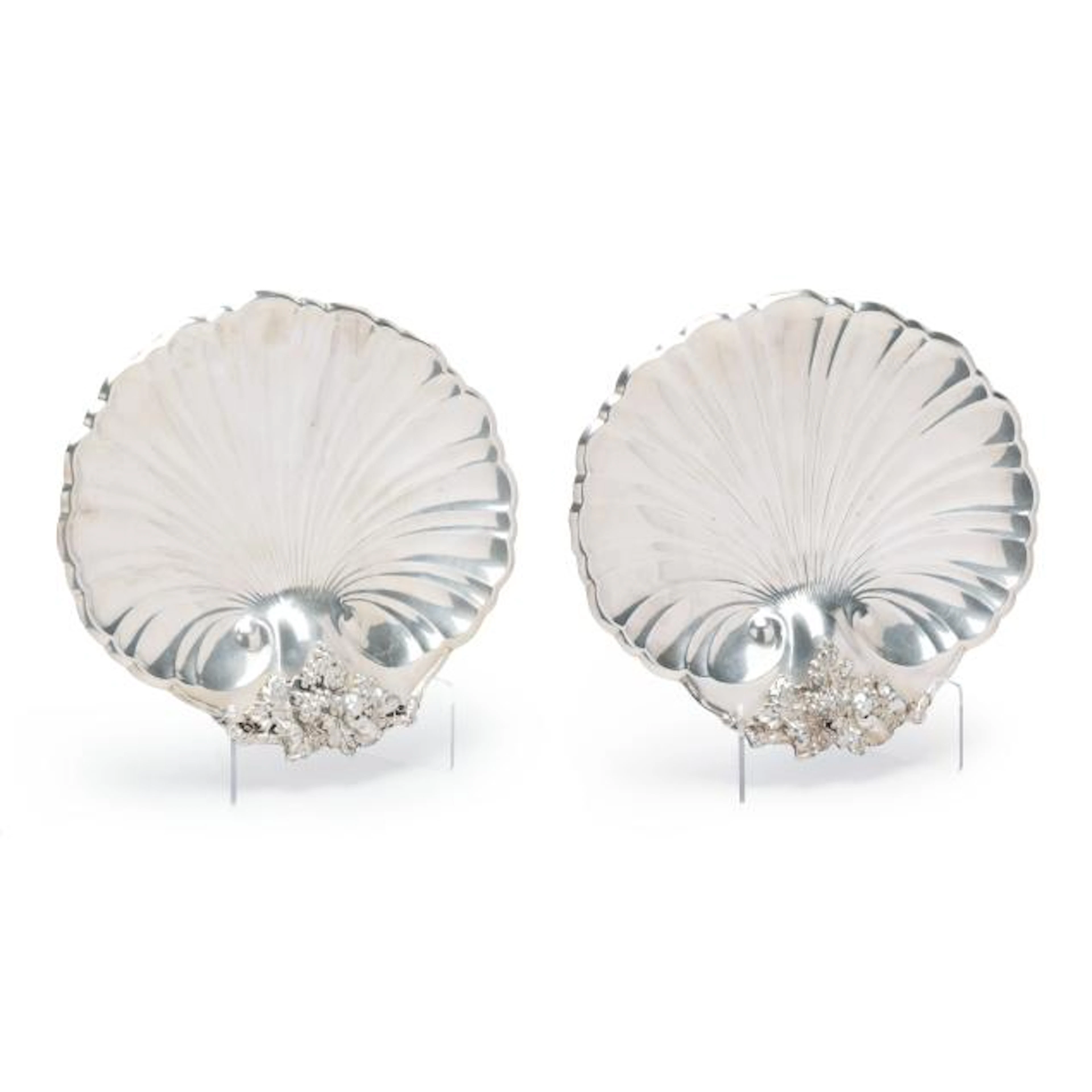 Pair of Large Reed & Barton Silver-Plated Shell Serving Dishes