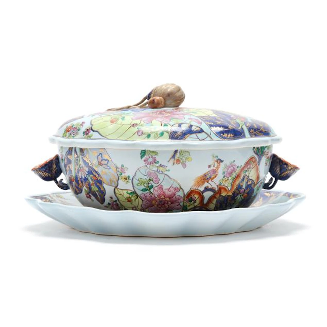 Mottahedeh Tobacco Leaf Oval Lidded Tureen with Underplate