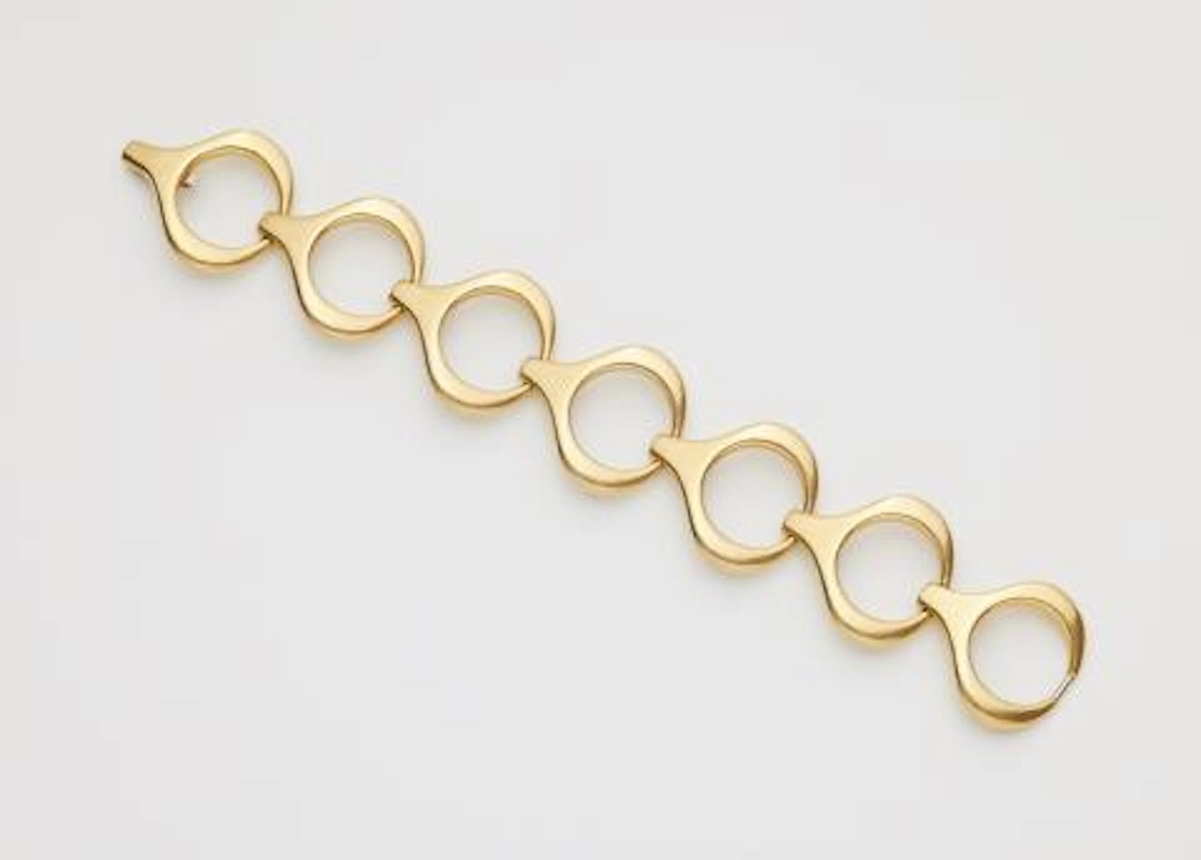 A German hand-forged 18k gold chain bracelet.