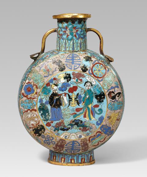 A cloisonné enamel moon flask. 19th century