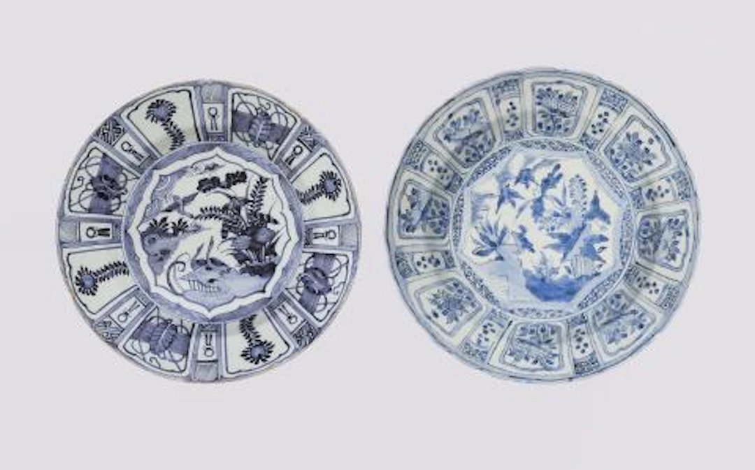 A Dutch Delft and one Chinese Kraak dish with Wanli decor