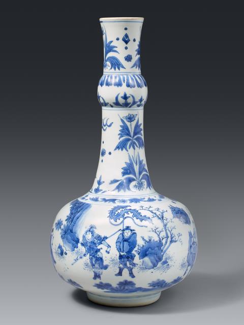 A blue and white bottle vase. Chongzhen period (1628-1644)