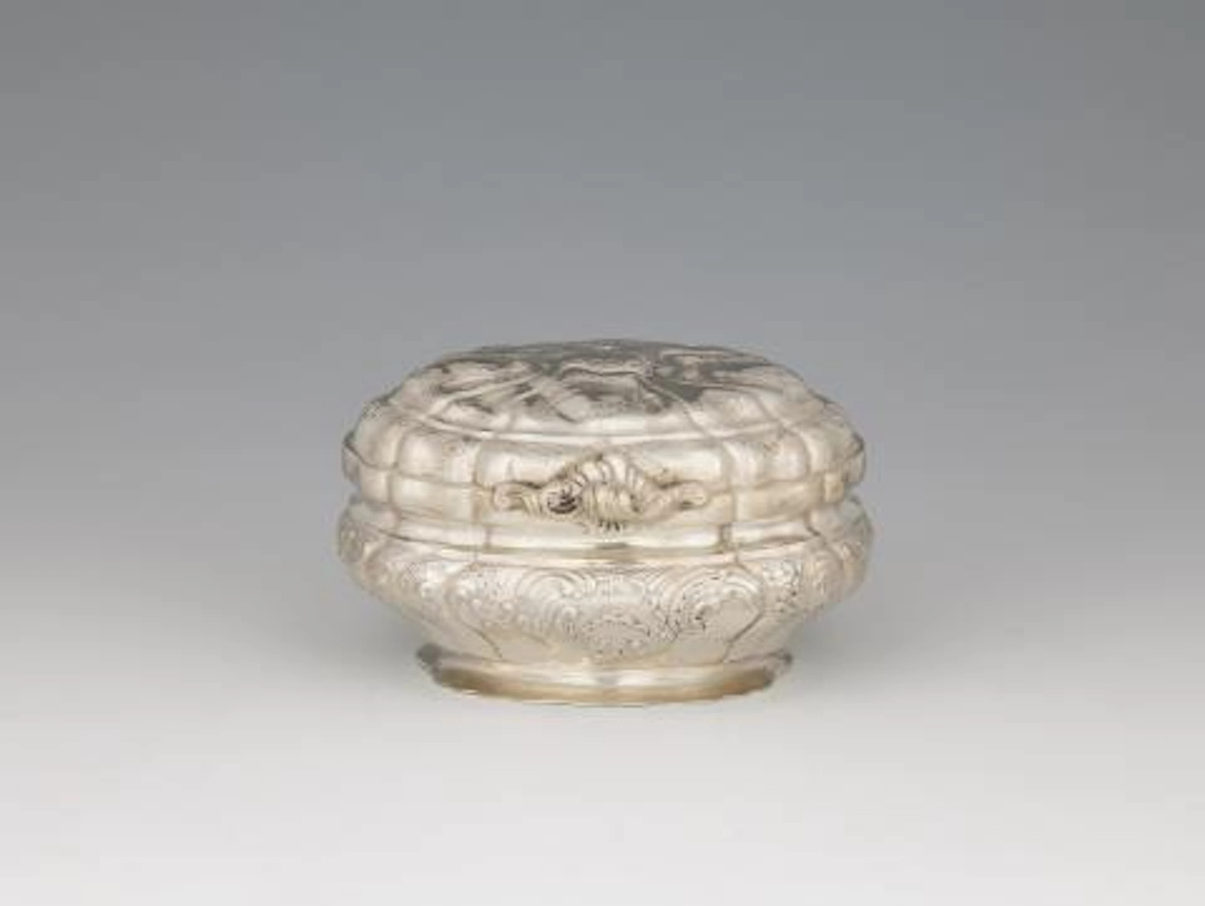 An Augsburg silver sugar box by Johann Martin I Satzger