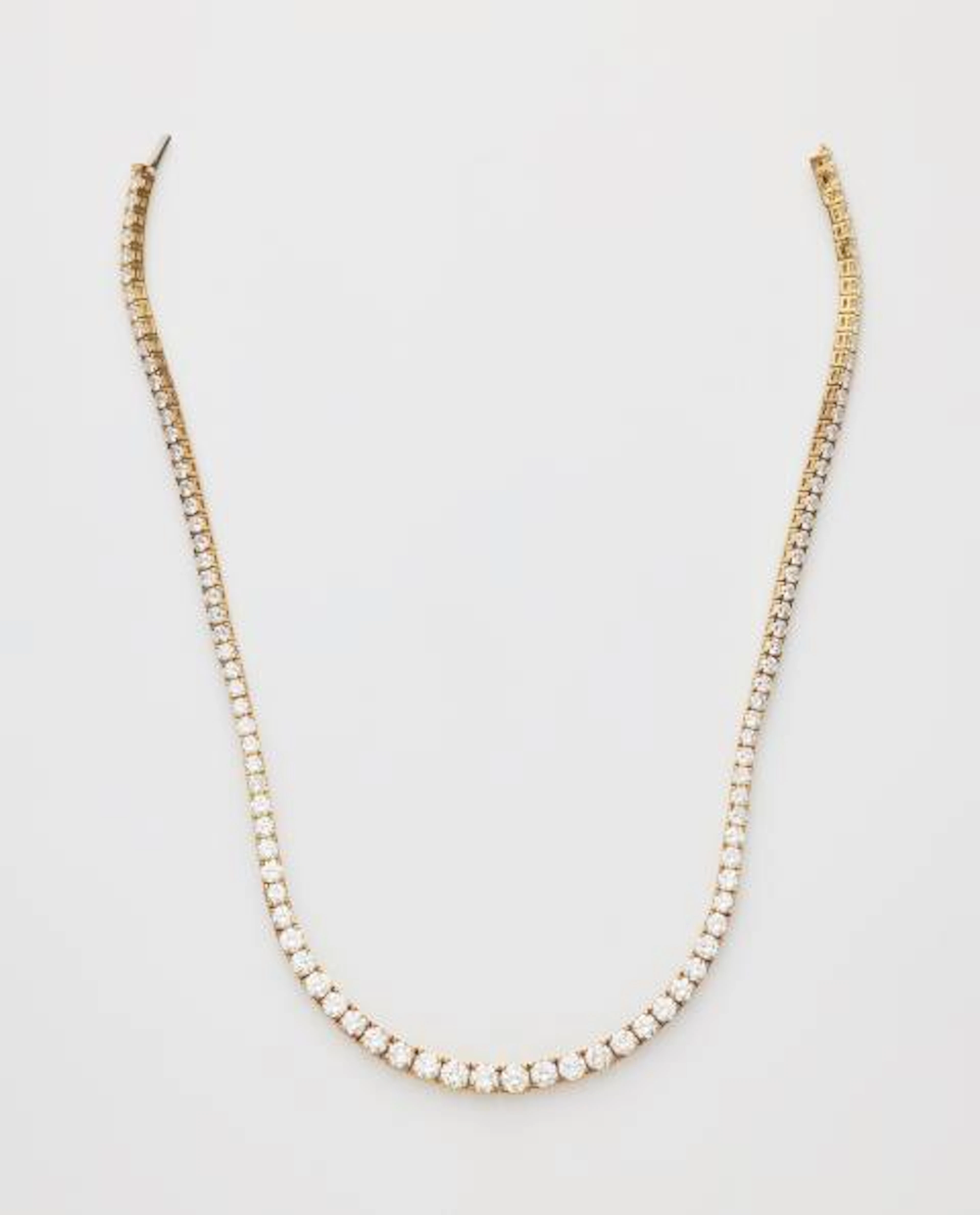 An 18k white gold and brilliant-cut diamond rivière necklace.