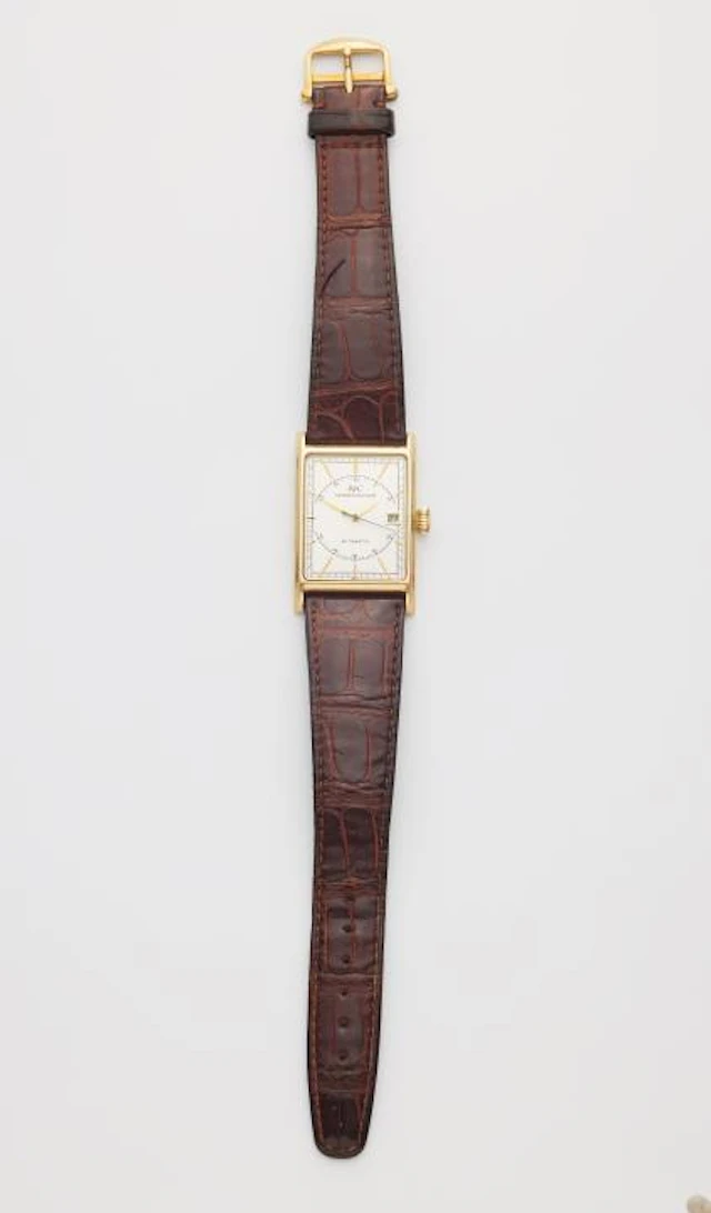 An 18k gold IWC 3226 Novecento gentlemen's wristwatch.