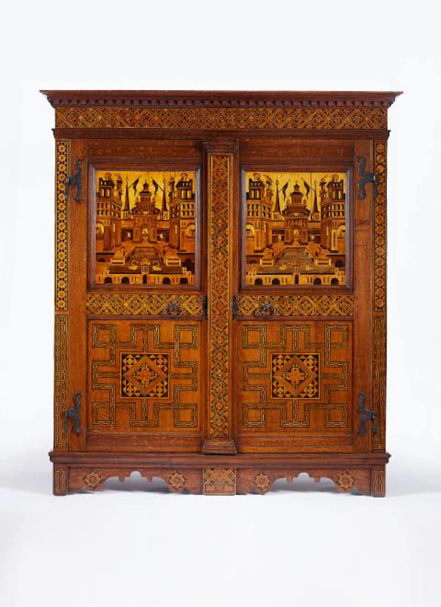 A Cologne linen cabinet