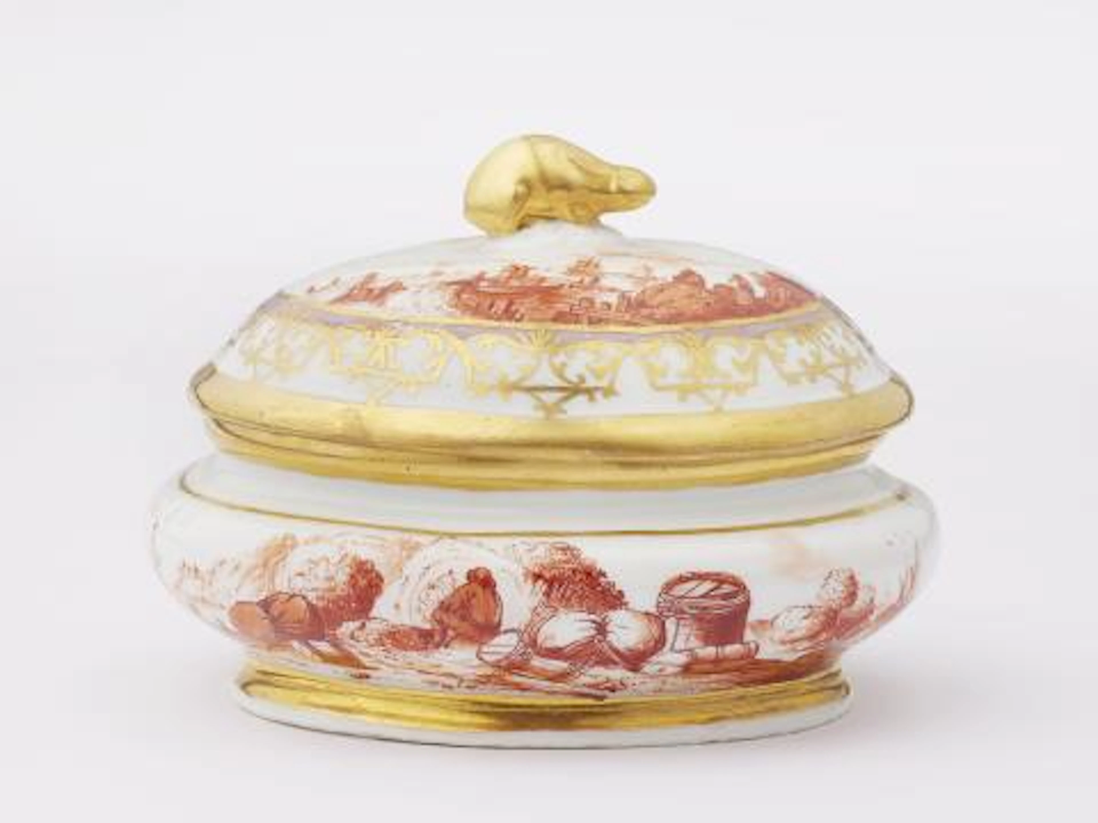 A Meissen porcelain sugar box with iron red merchant scenes and cover