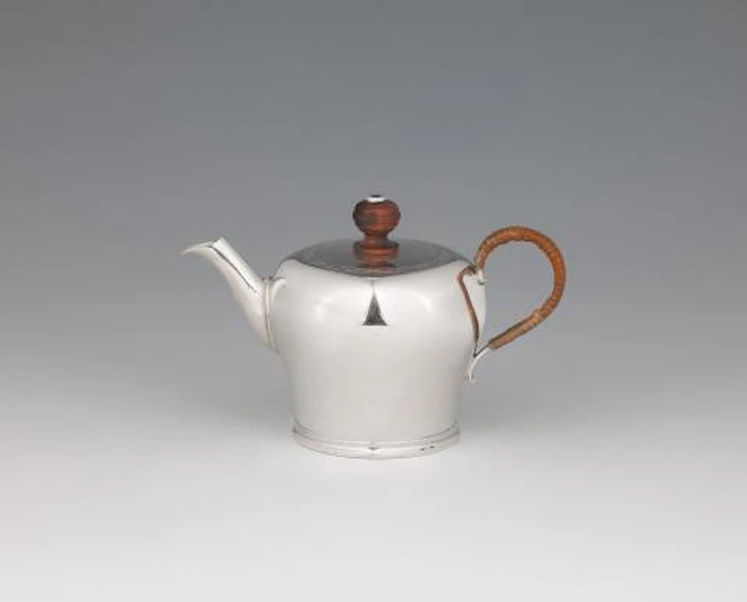 A Hague silver teapot
