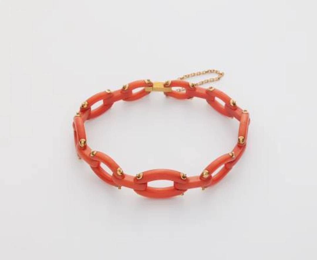 A Sicilian Sciacca coral bracelet with an 18k French gold mount.