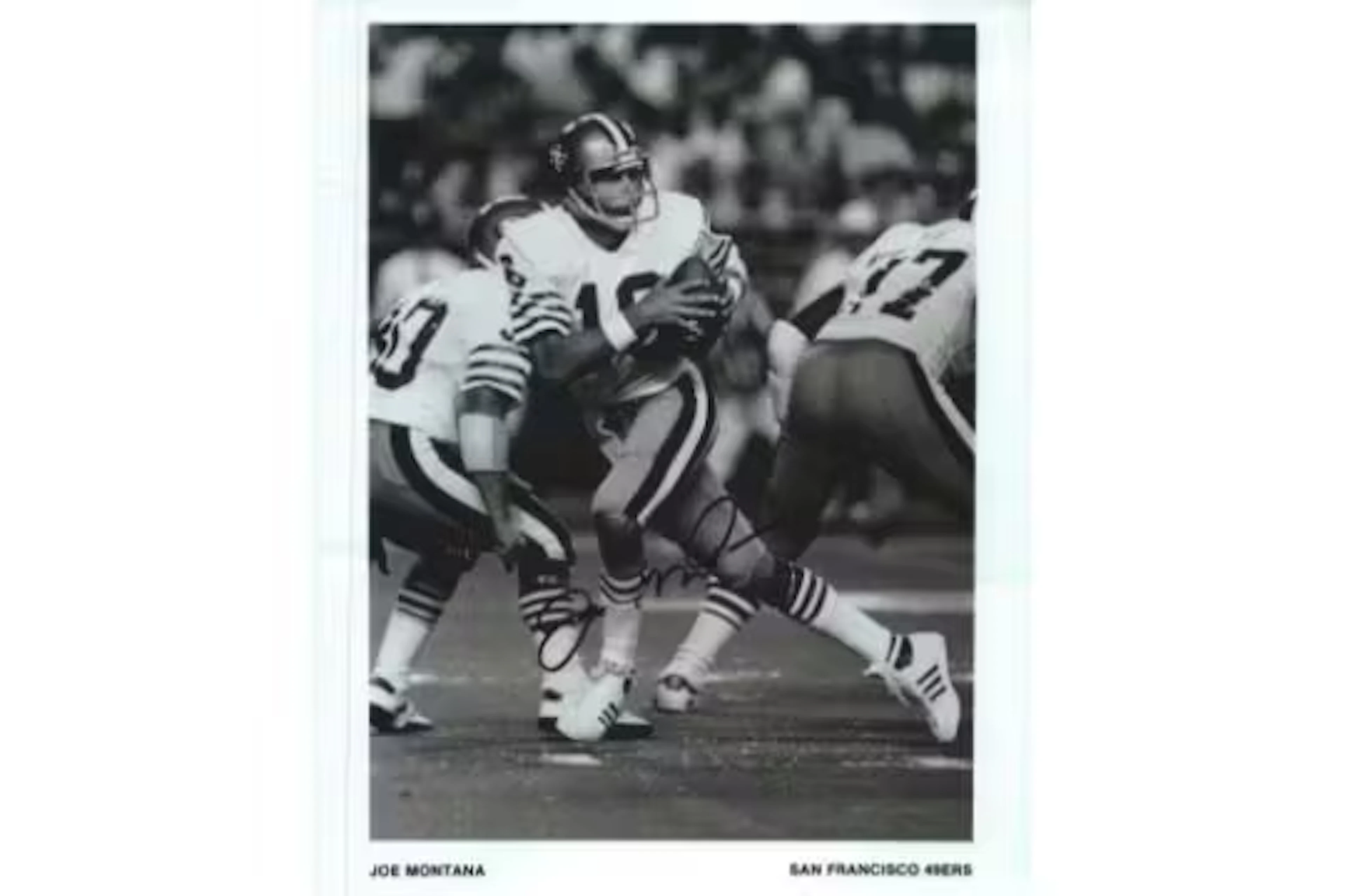 NFL Joe Montana signed 10x8inch San Francisco 49ers black and white